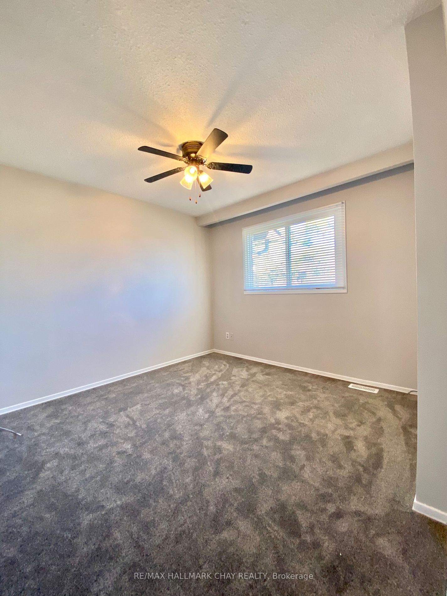 1095 Mississaga Street W, #123
