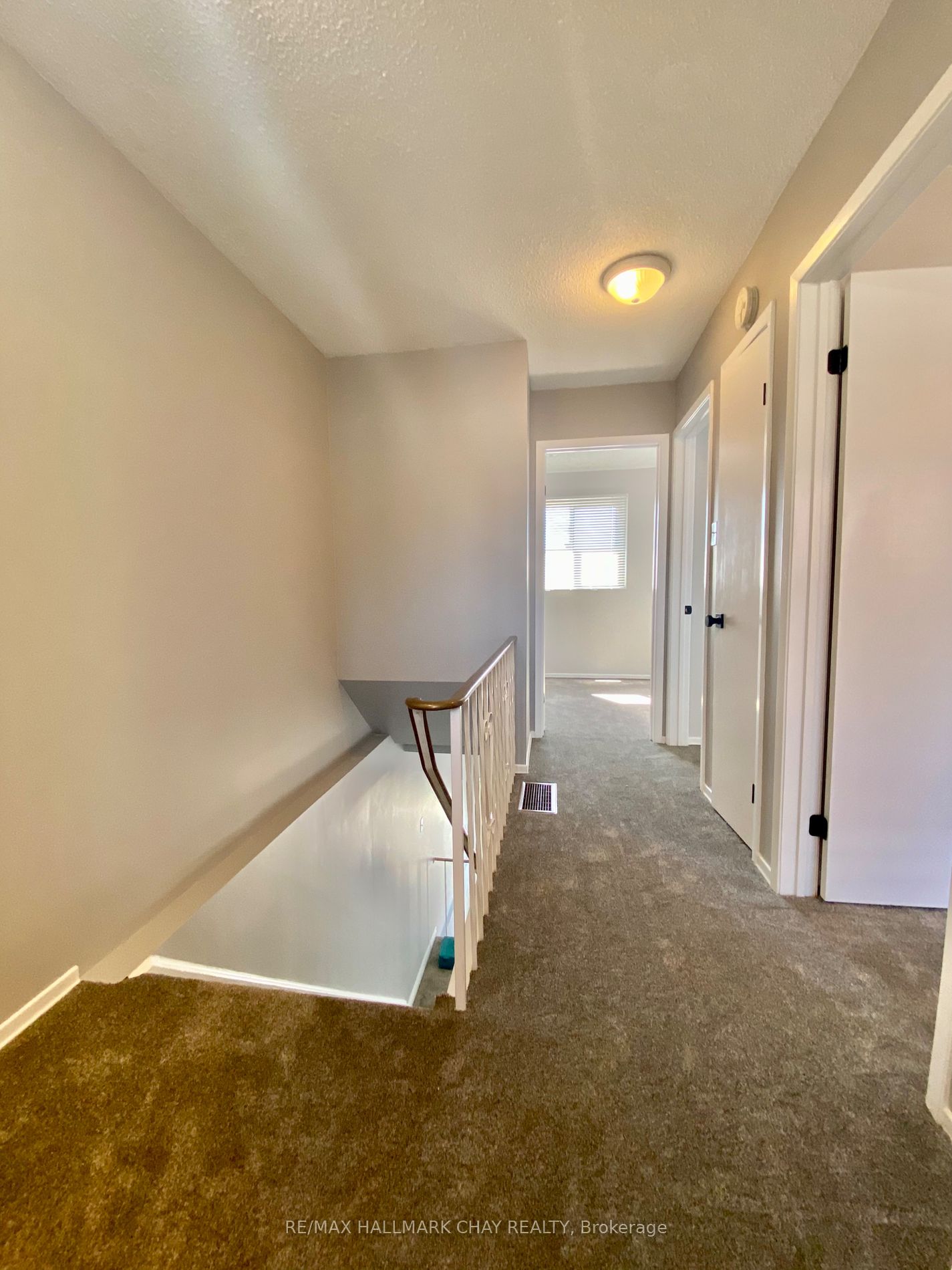 1095 Mississaga Street W, #123