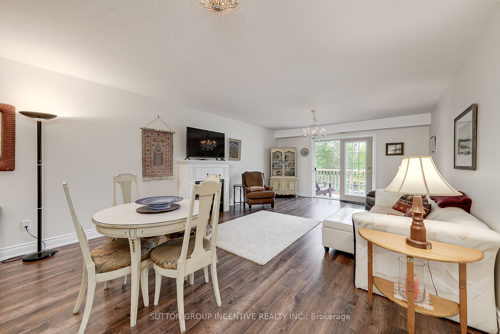 222 Steel St, #10