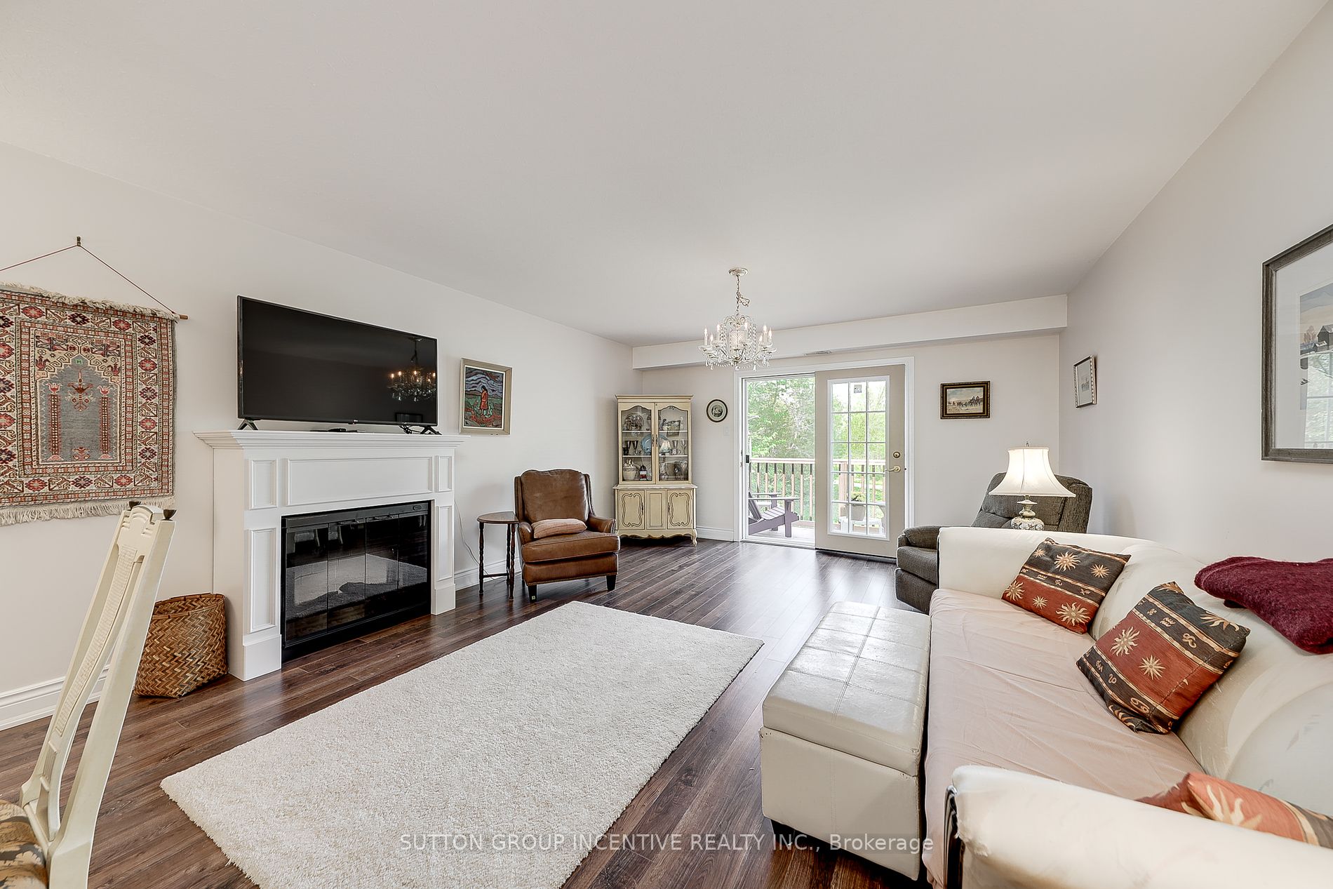 222 Steel St, #10
