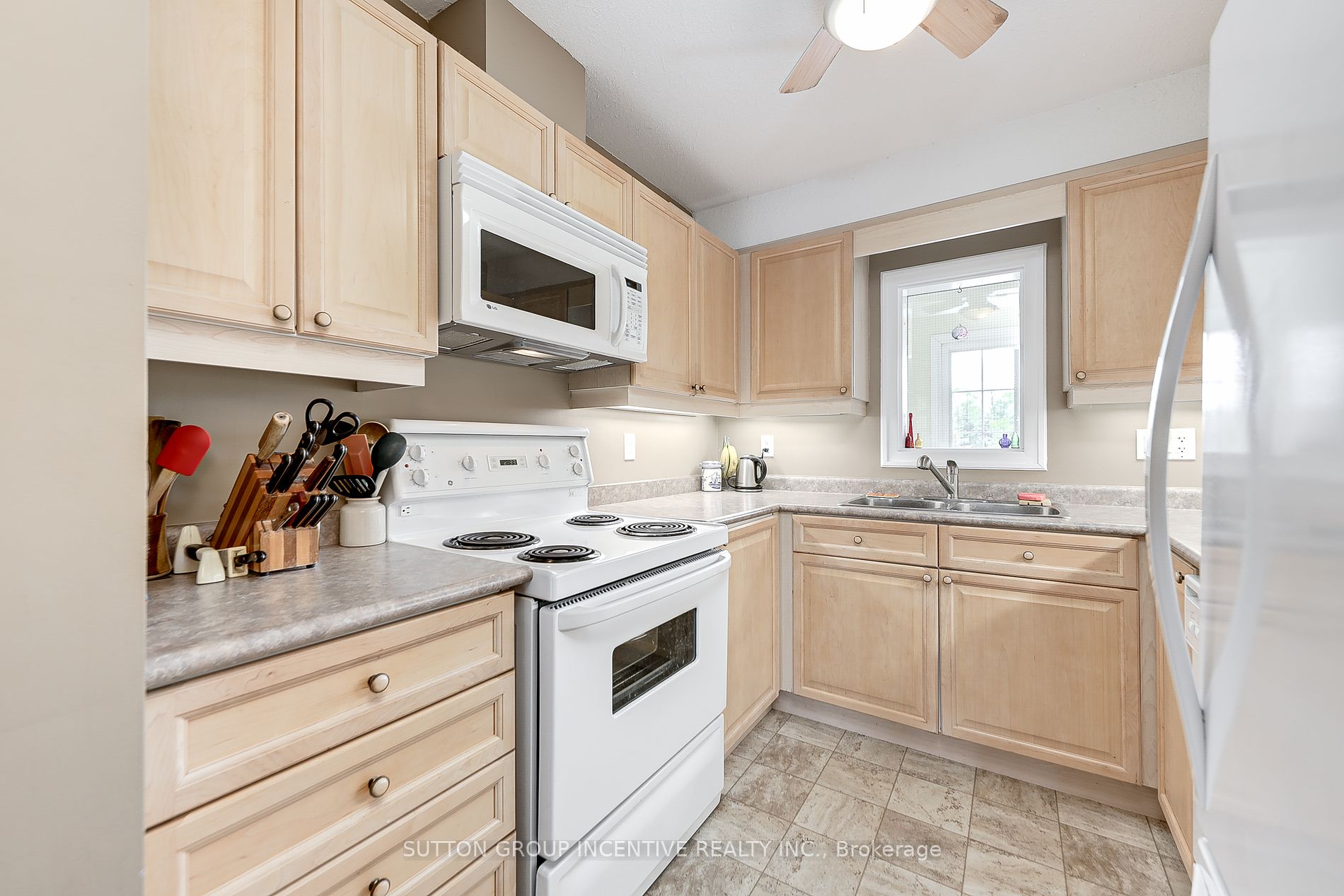 222 Steel St, #10