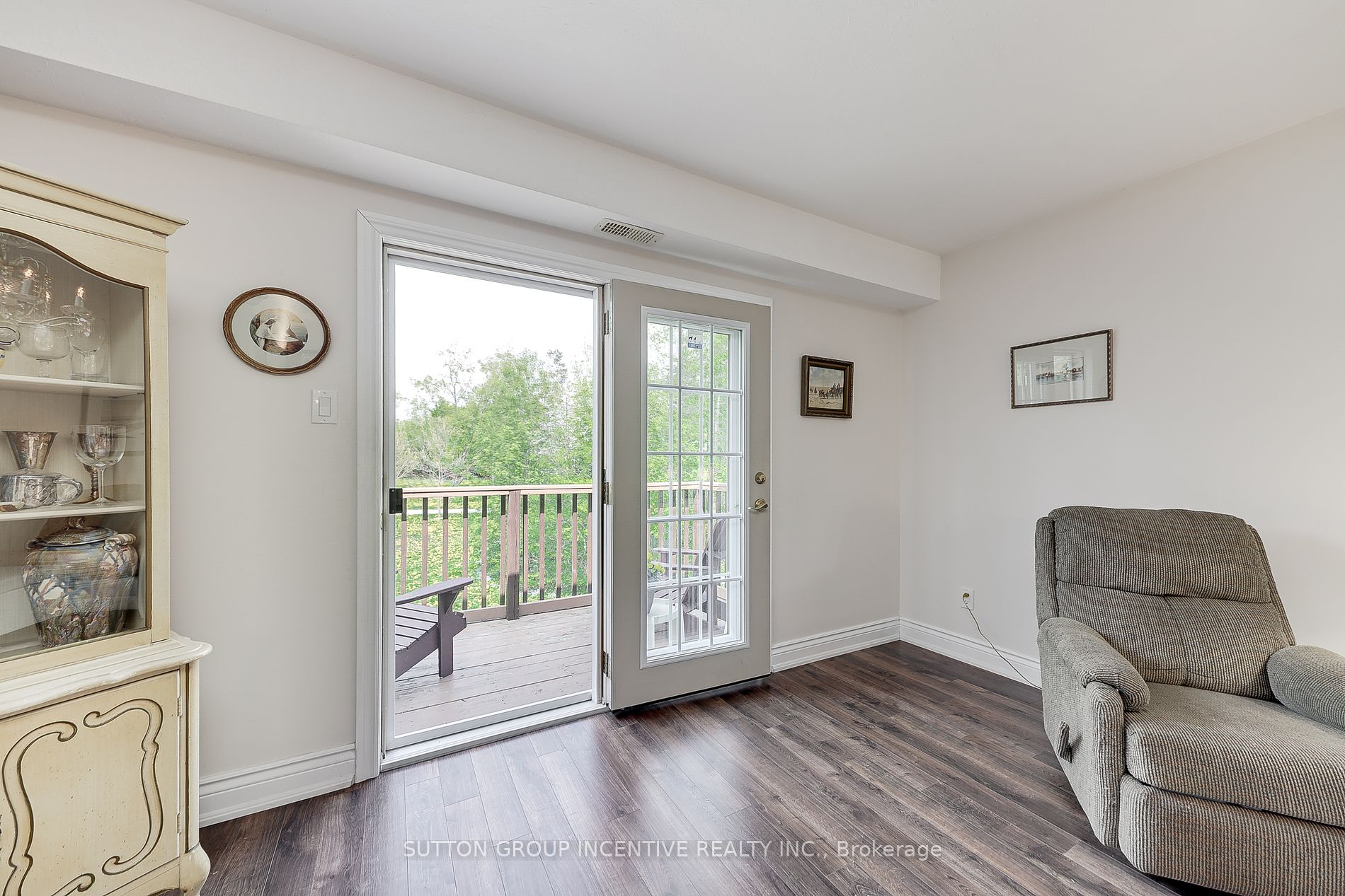 222 Steel St, #10