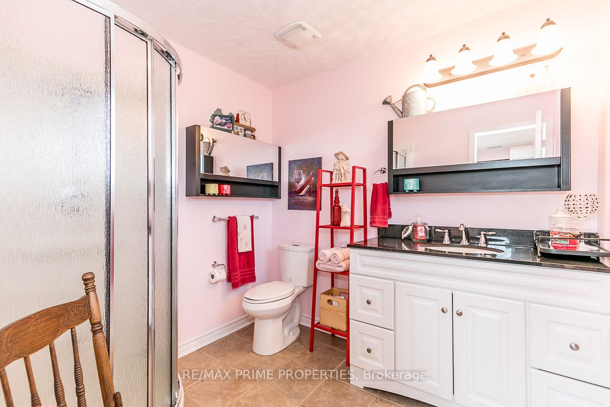 585 Atherley Road, #201