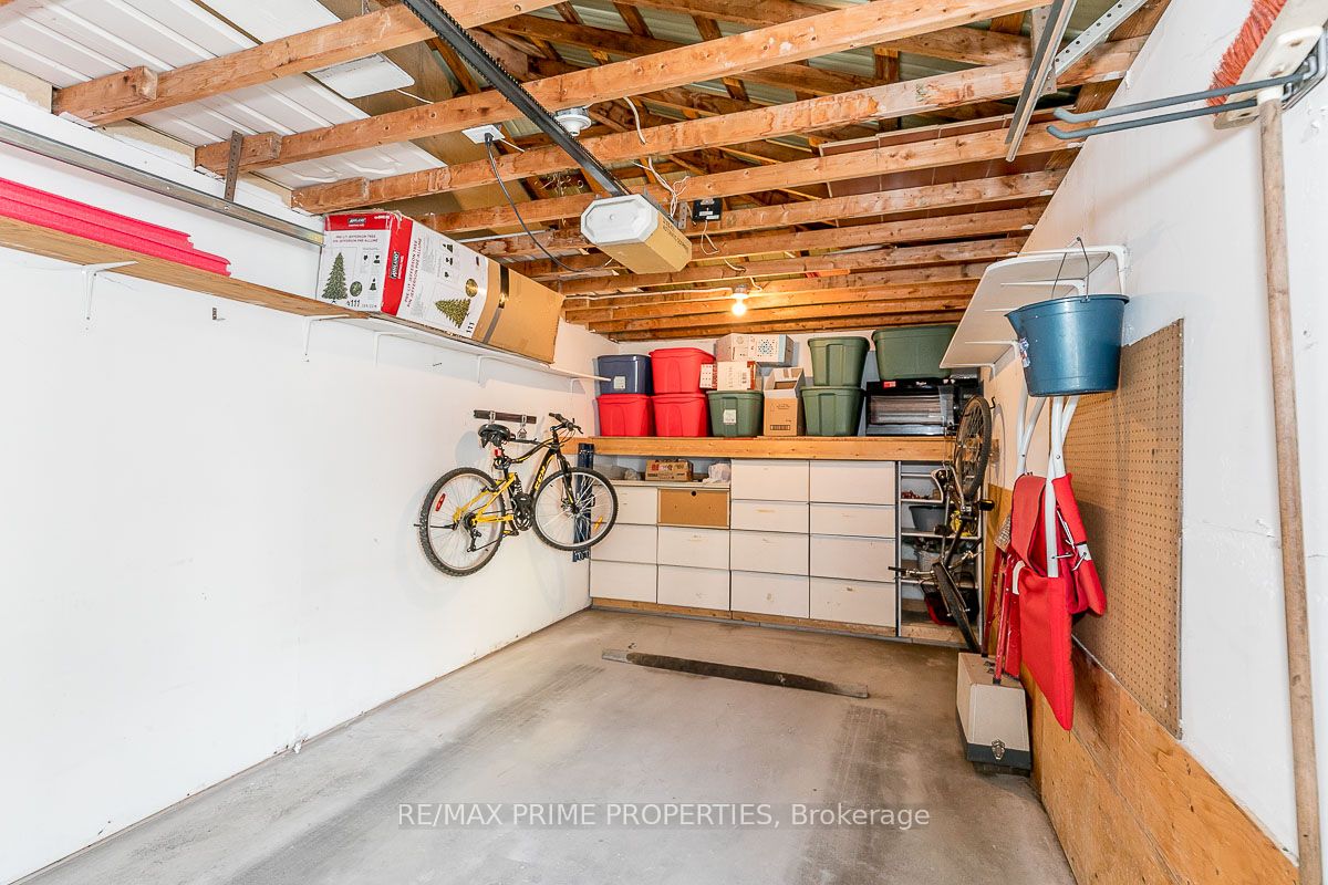 585 Atherley Road, #201