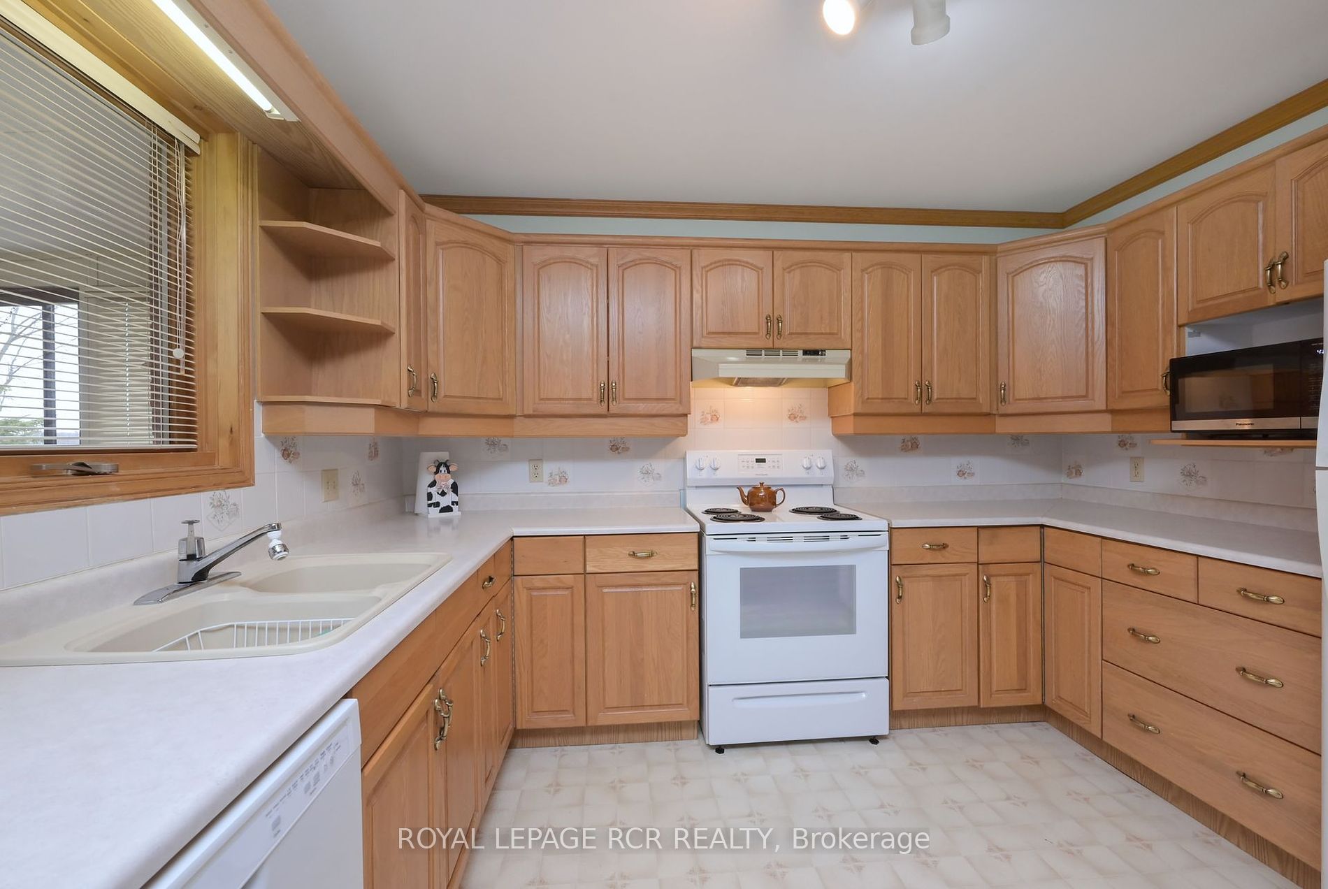 245 Penetanguishene Road N