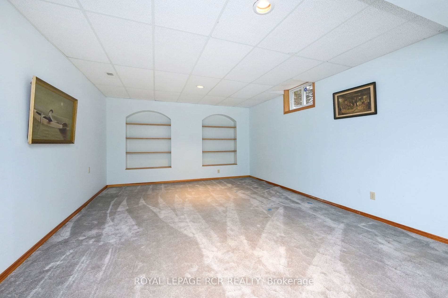 245 Penetanguishene Road N