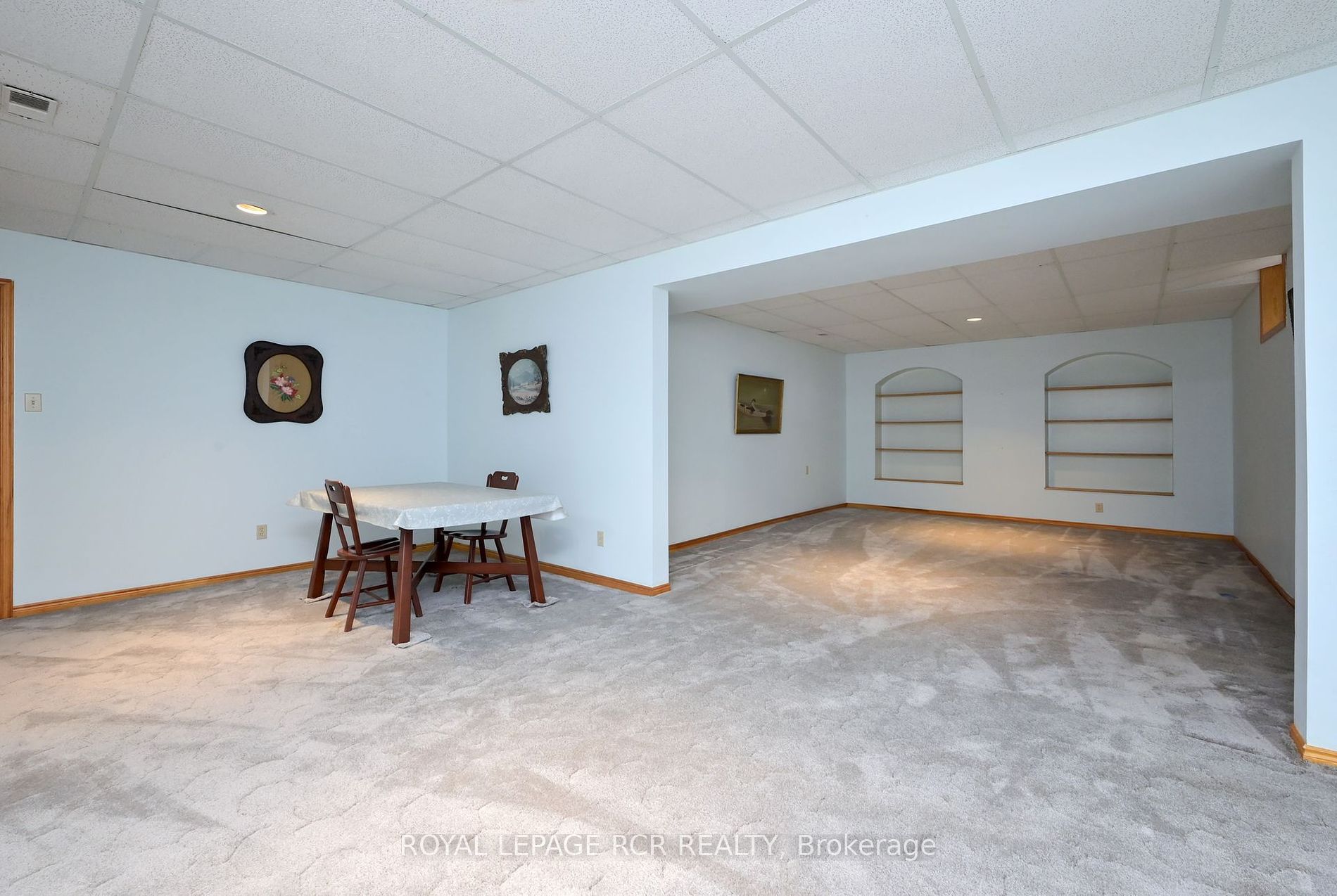 245 Penetanguishene Road N
