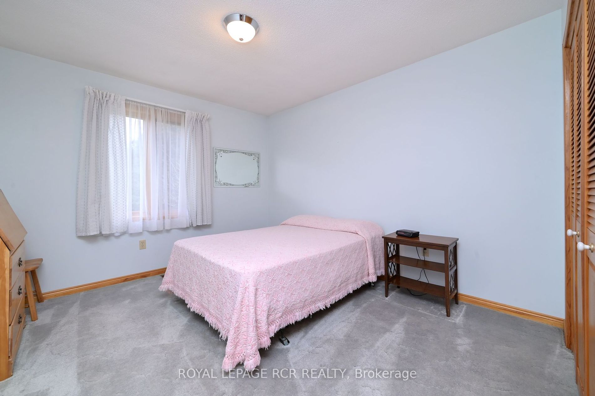 245 Penetanguishene Road N