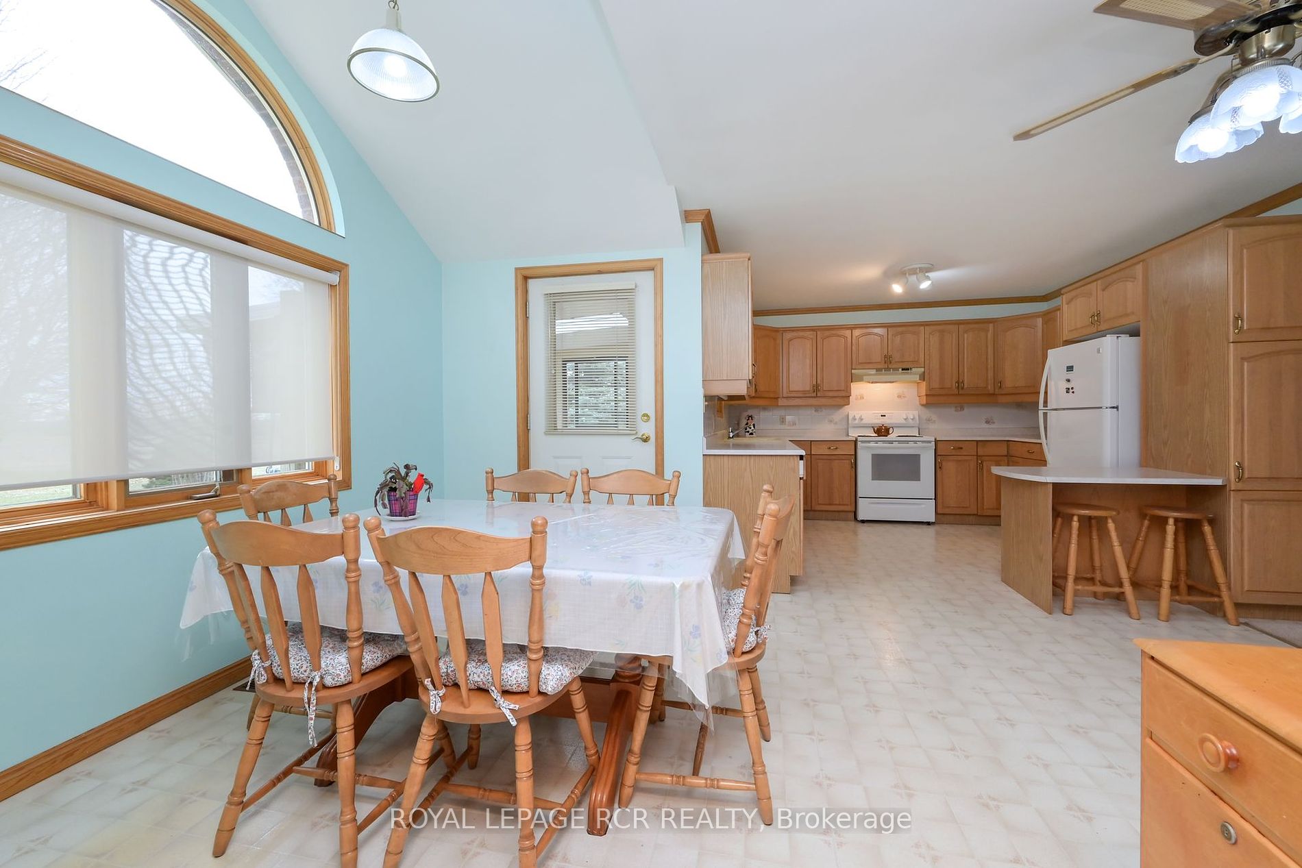 245 Penetanguishene Road N