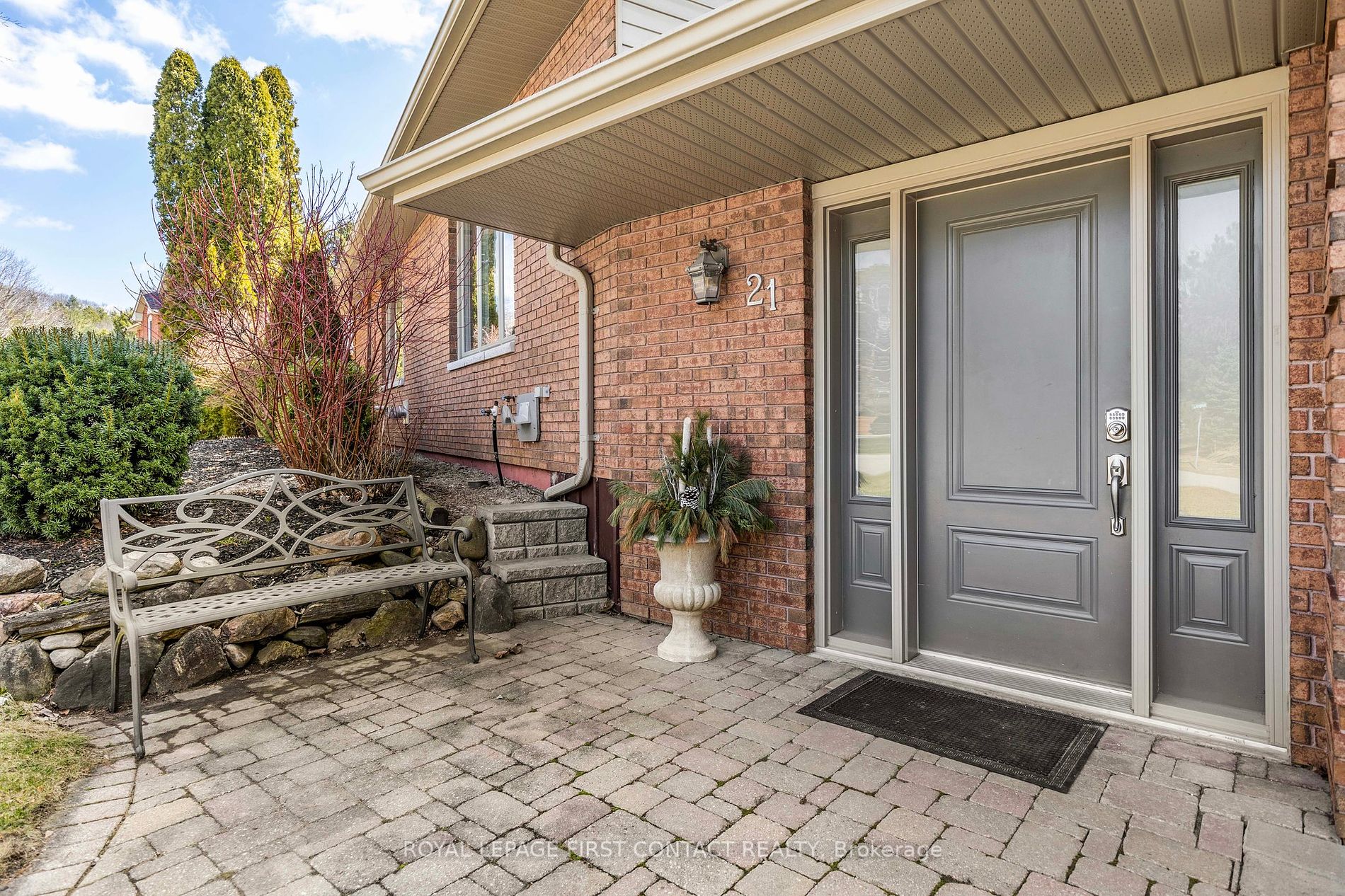 21 Idlewood Dr
