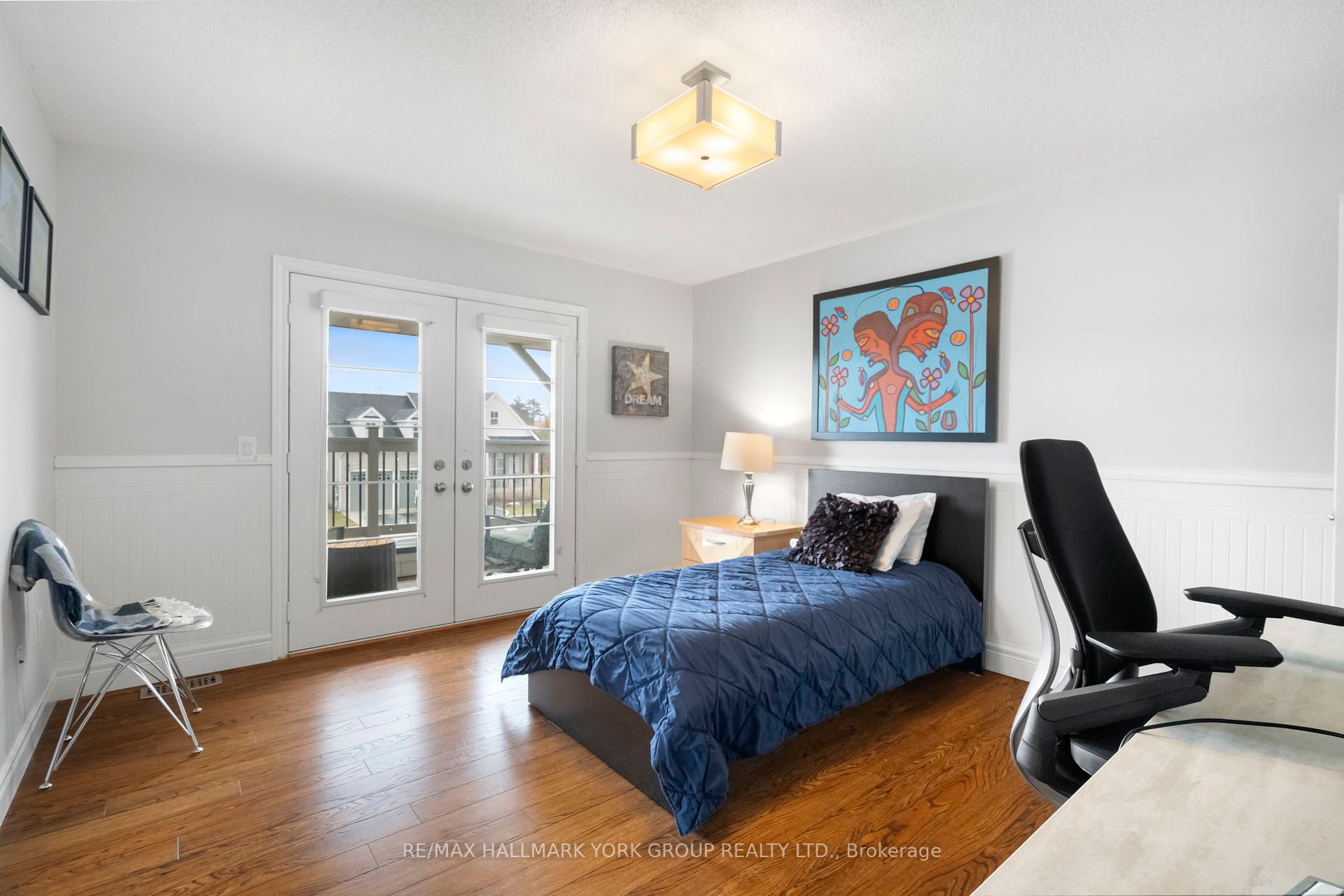 2 Turner Dr