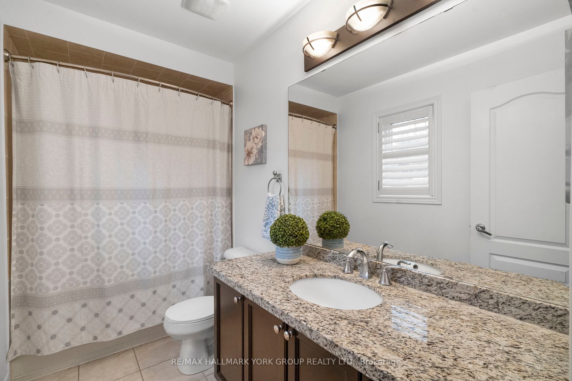 2 Turner Dr