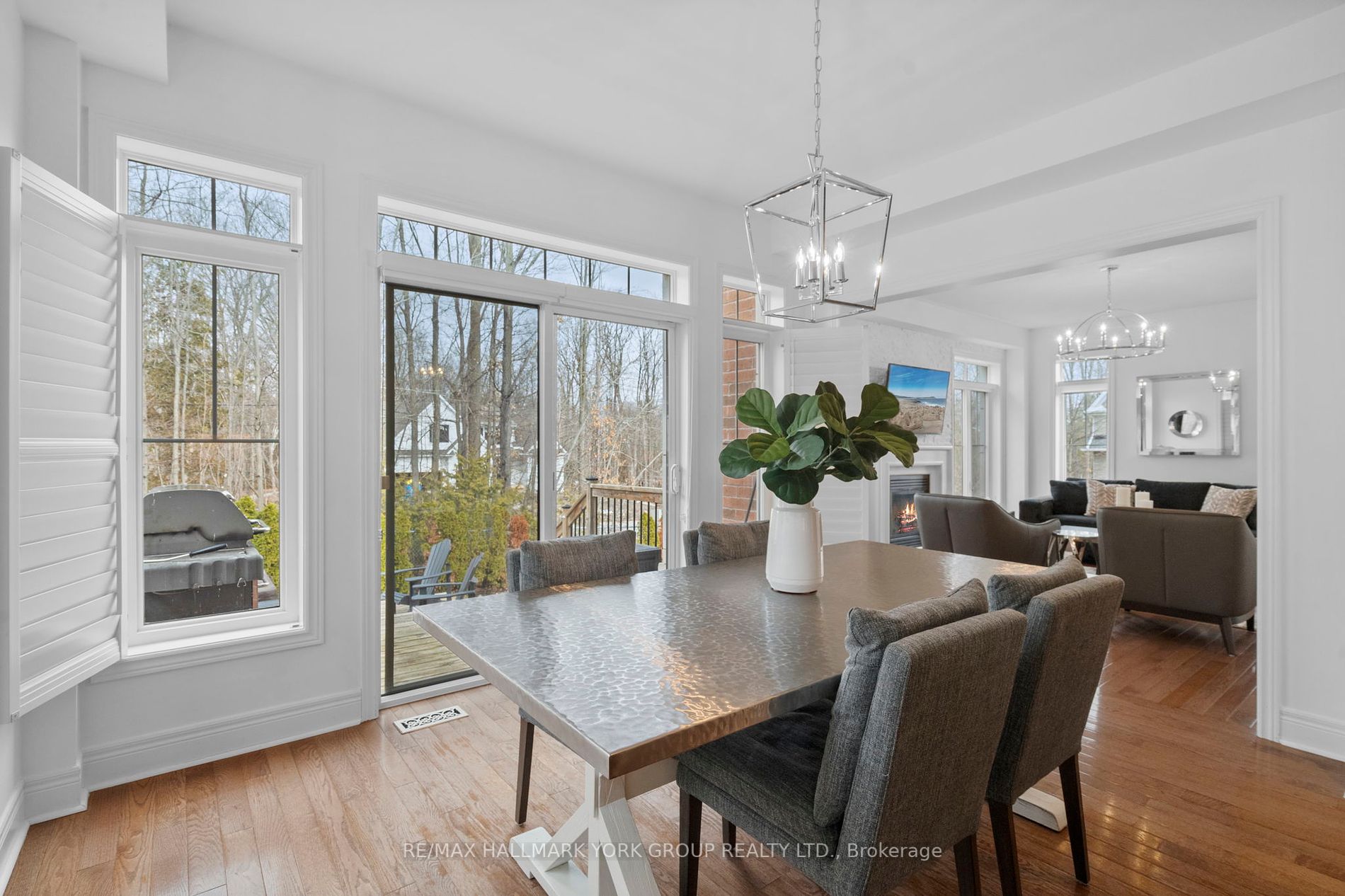 2 Turner Dr