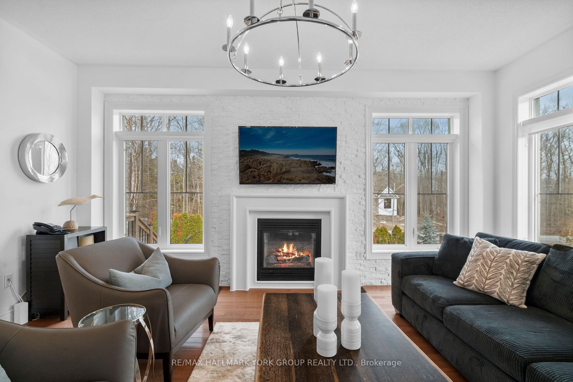 2 Turner Dr
