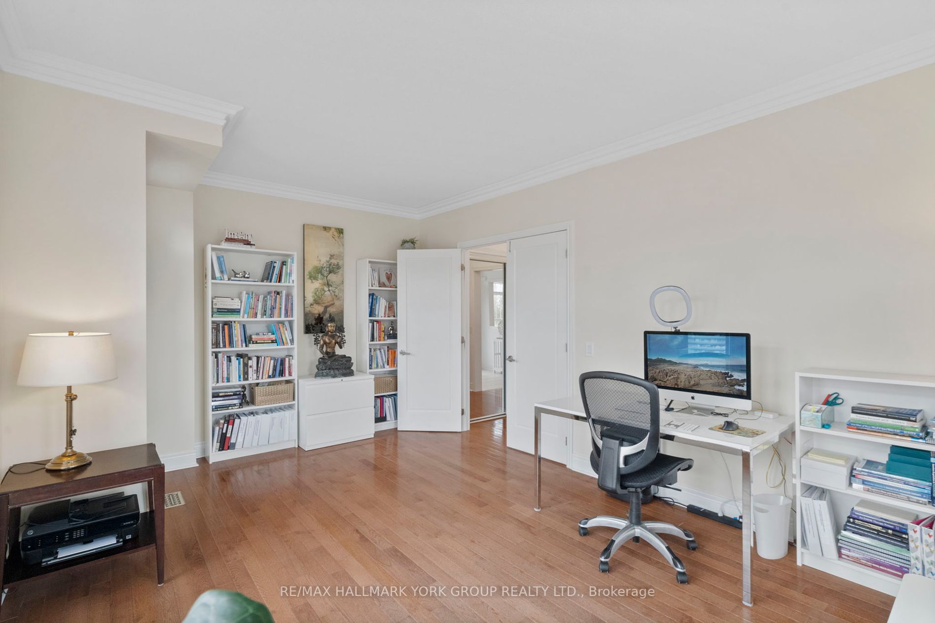 2 Turner Dr
