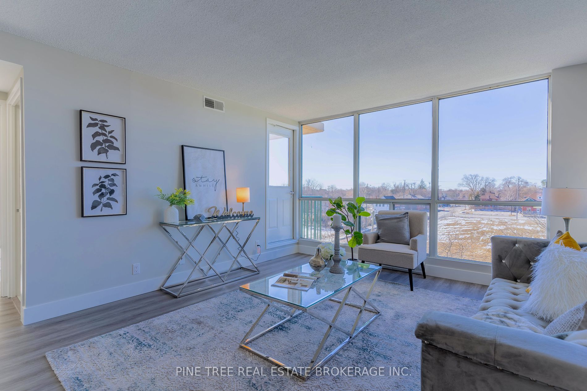 65 Ellen Street, #208