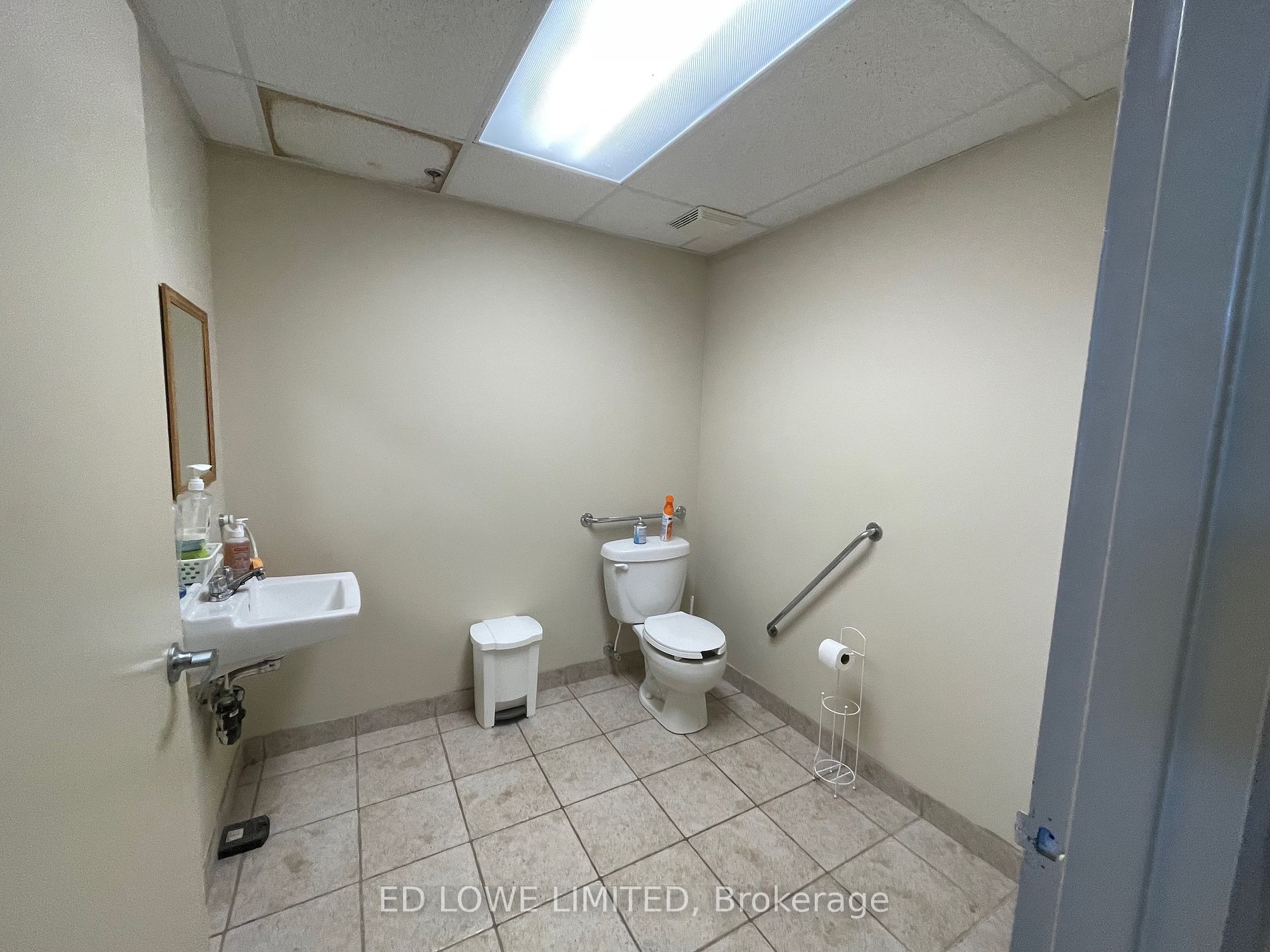 132 COMMERCE PARK Dr, #D, E, F