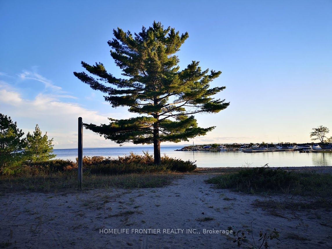 Lot 30 Laurier Boulevard
