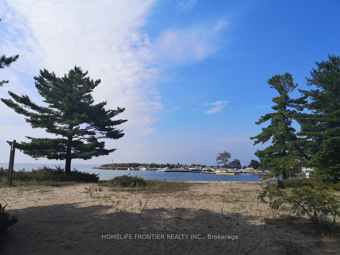 Lot 30 Laurier Boulevard