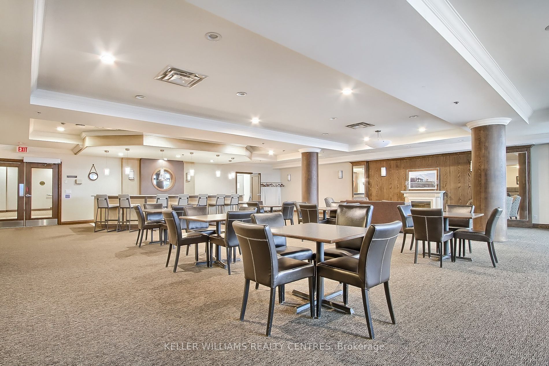 33 Ellen Street, #1104