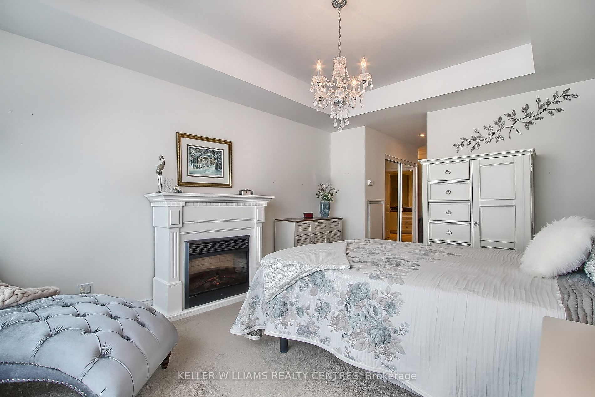 33 Ellen Street, #1104