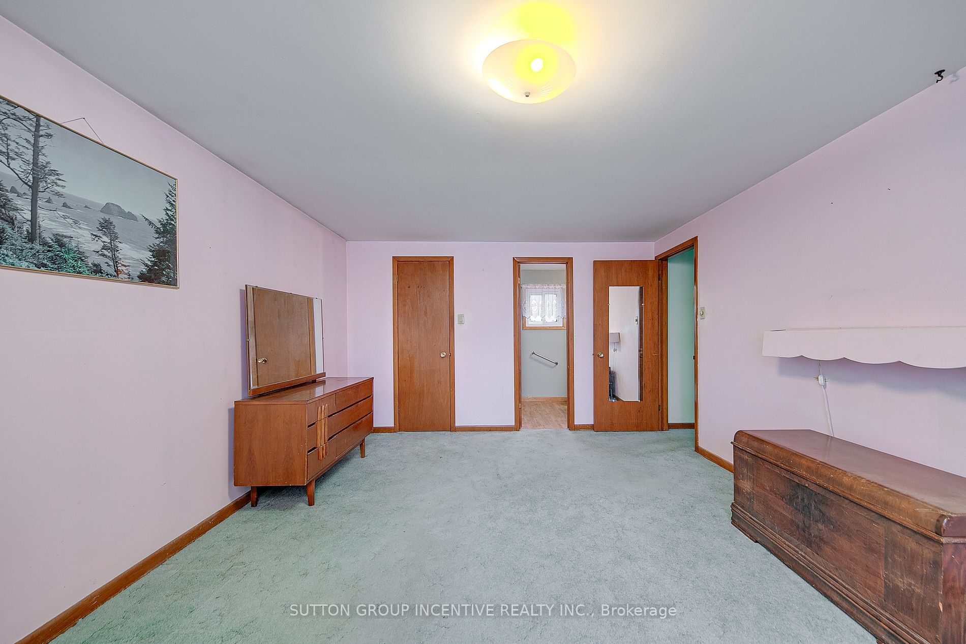 64 Collete Crescent