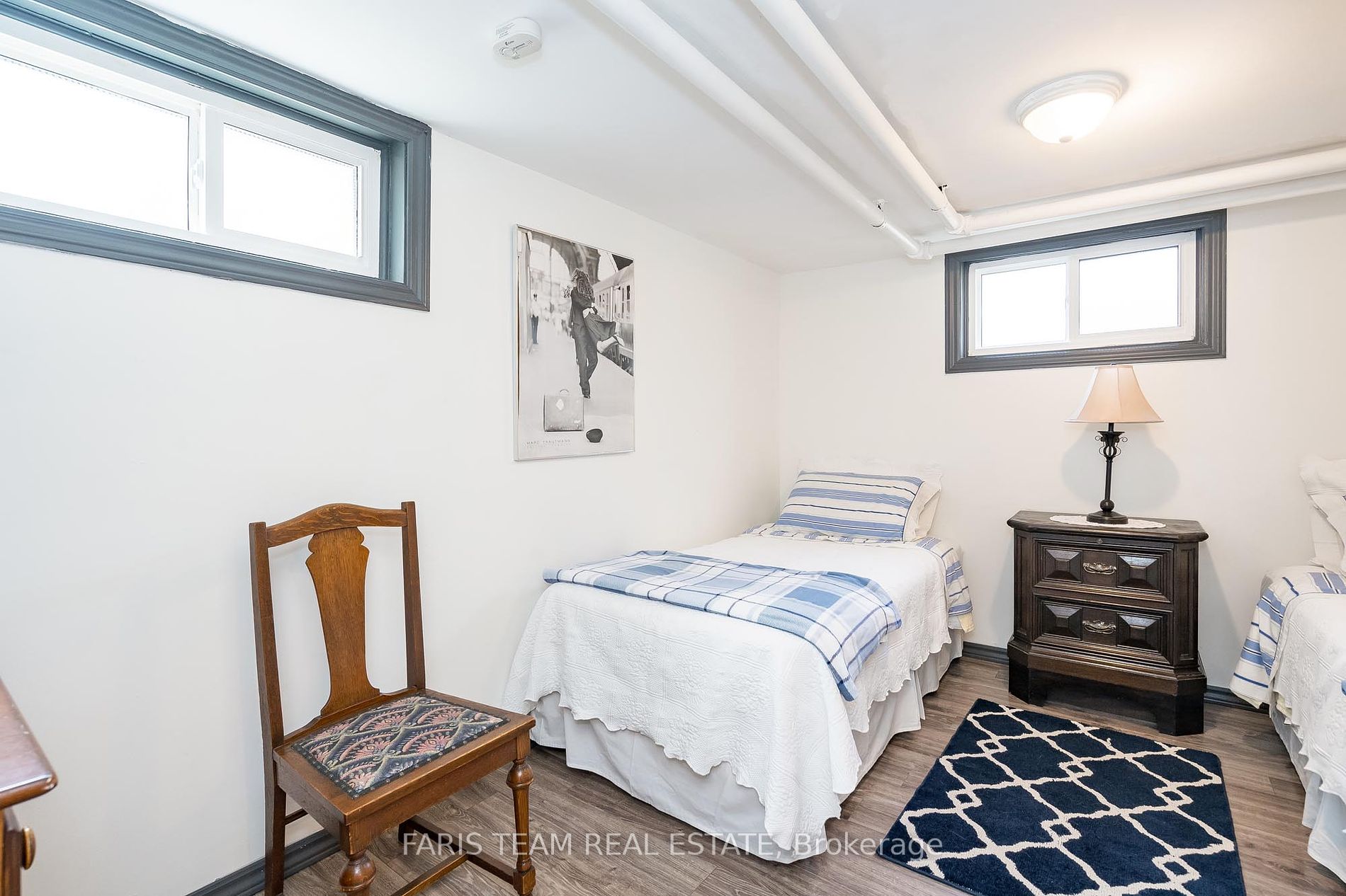 208 Edward St