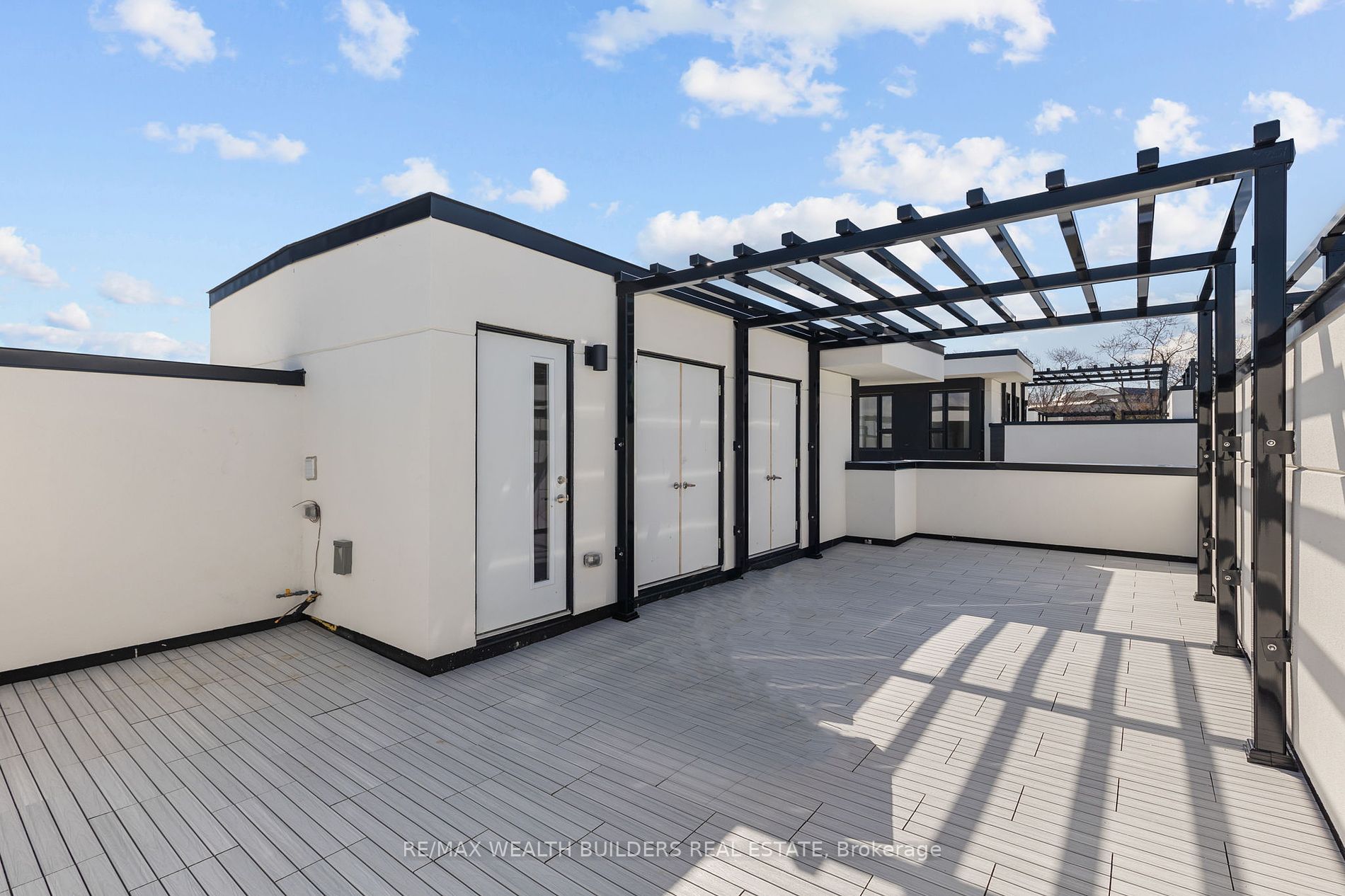 8 Mariner's Pier Way