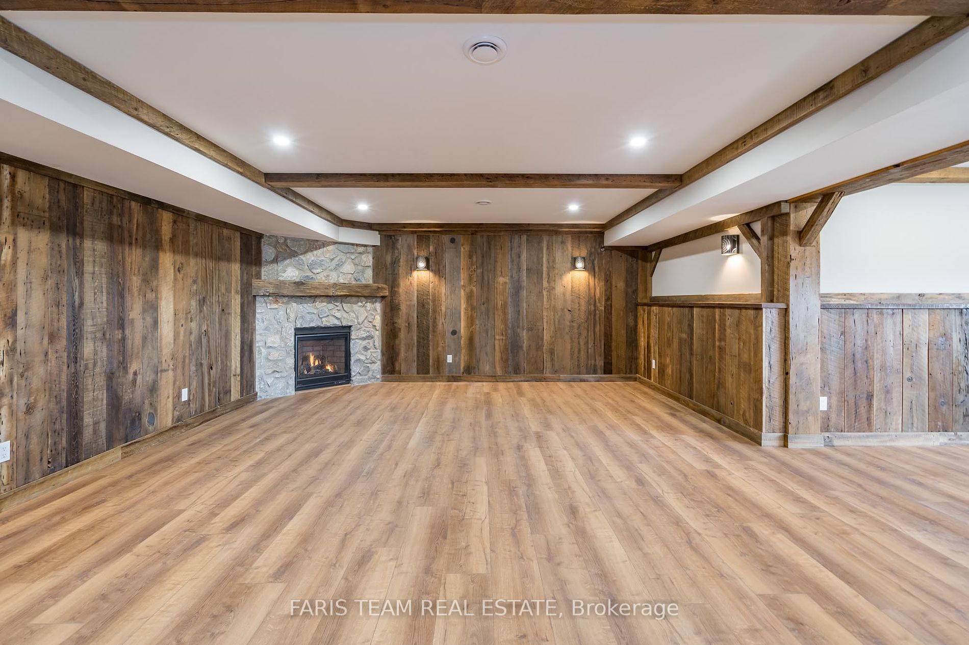 8672 County Road 91