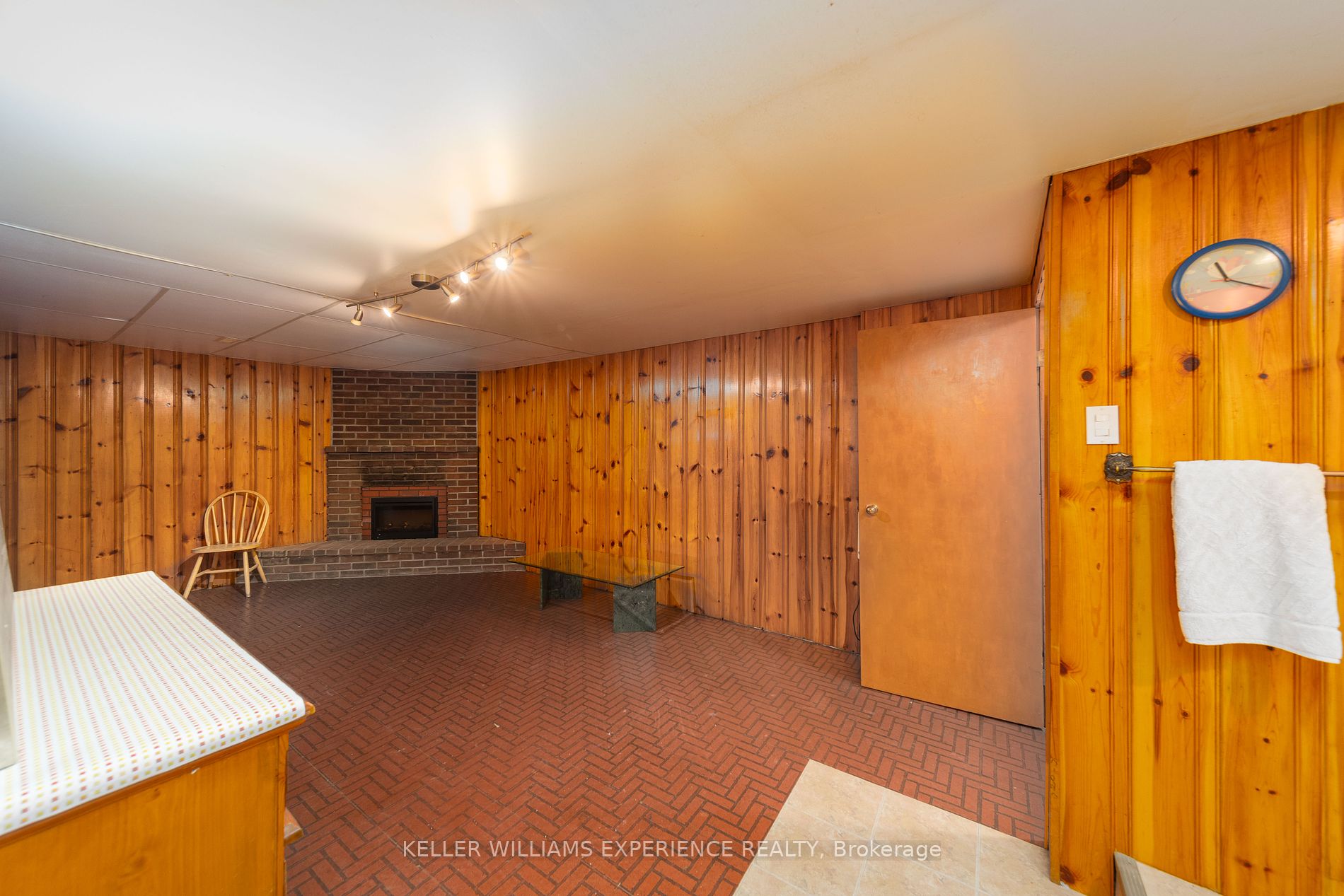 3 Ashdale Court