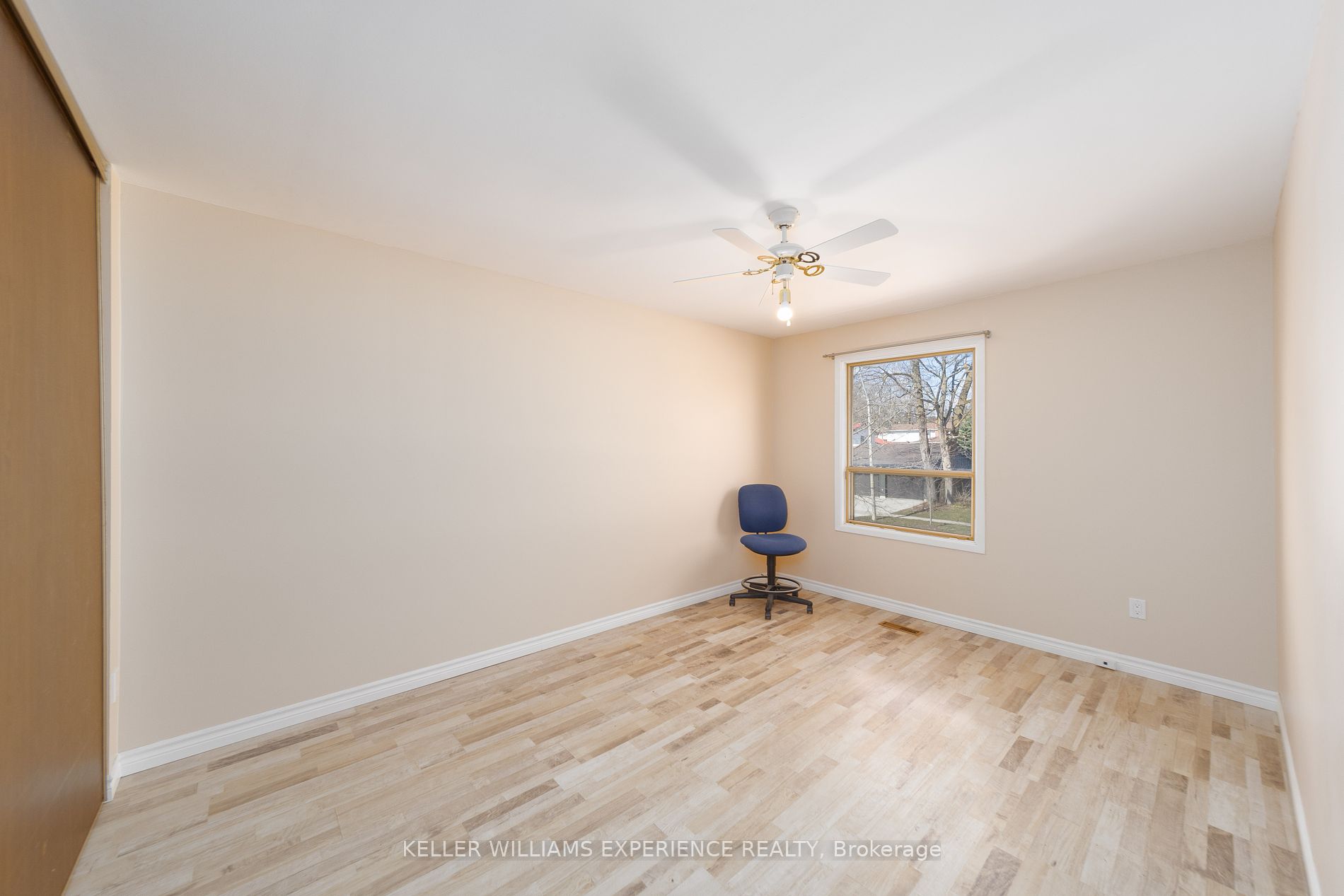3 Ashdale Court