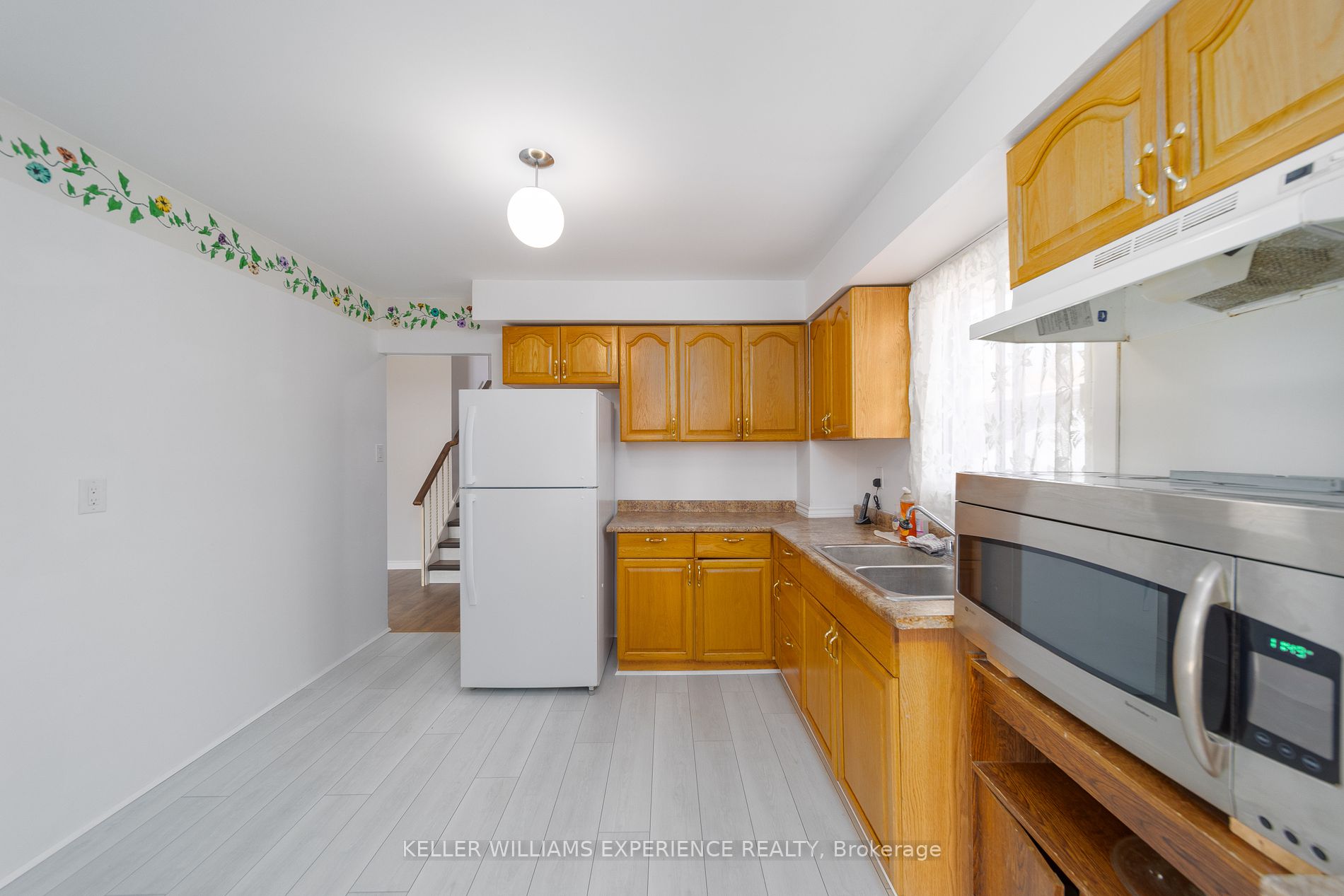 3 Ashdale Court