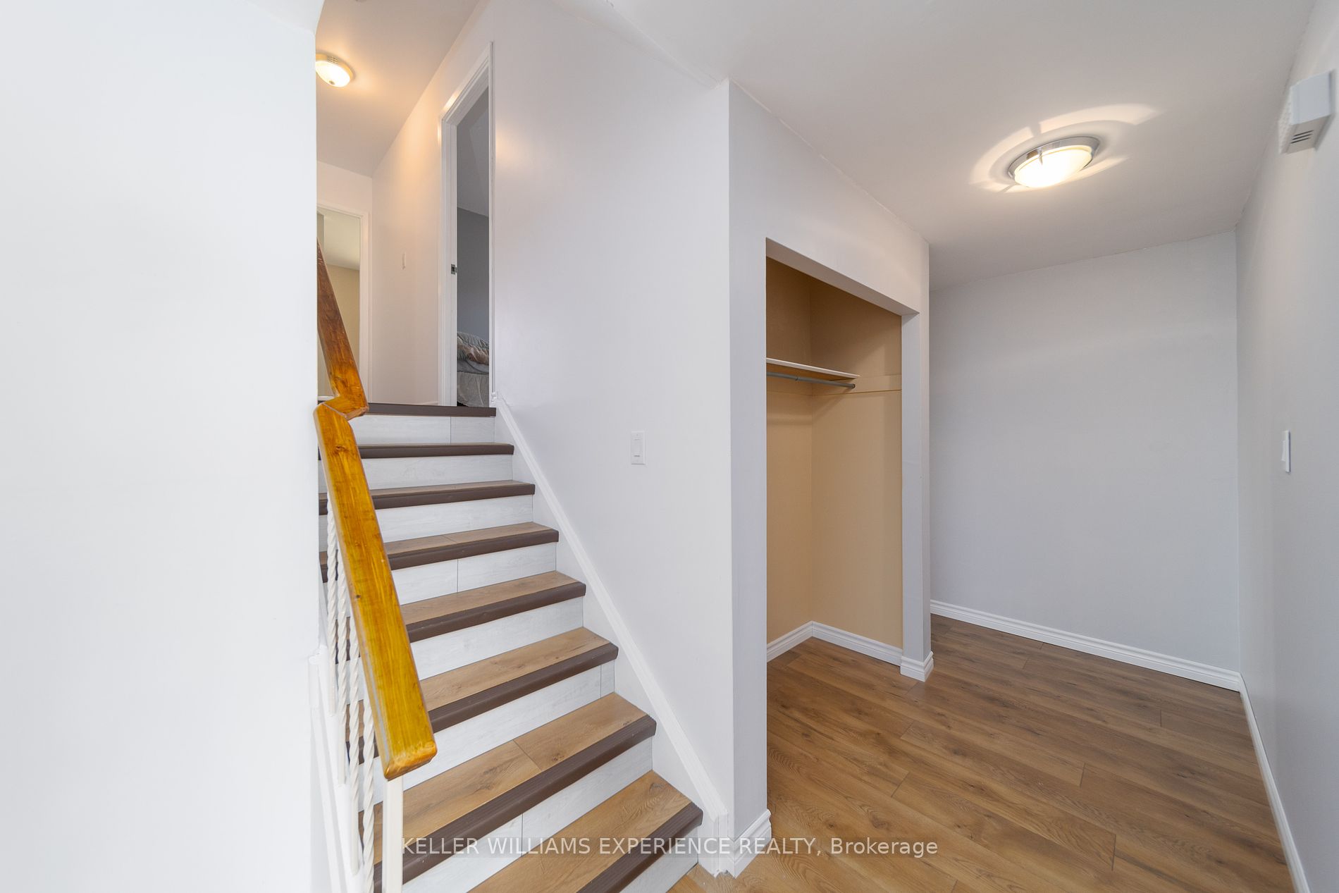 3 Ashdale Court