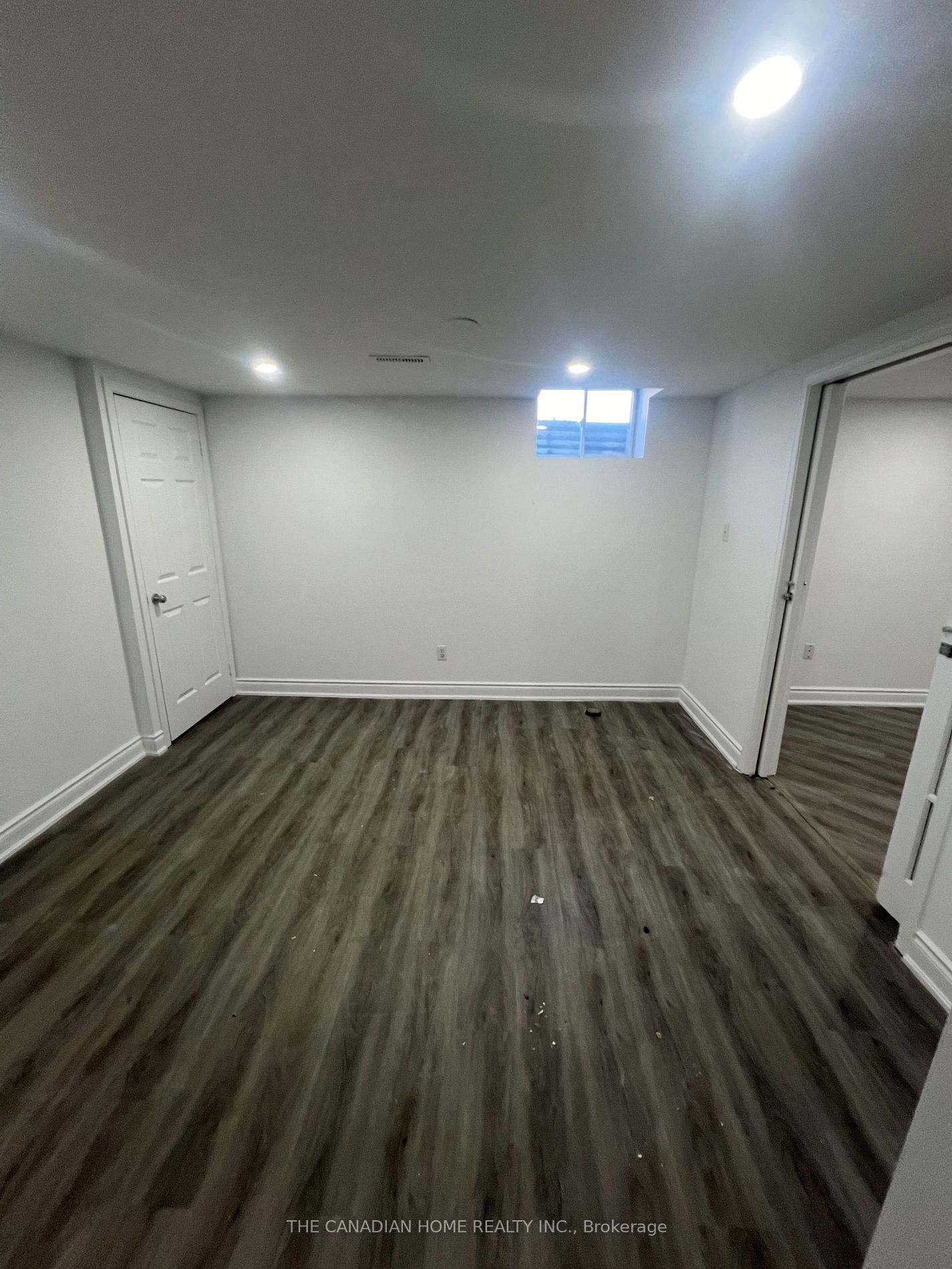 16 LONSDALE Place