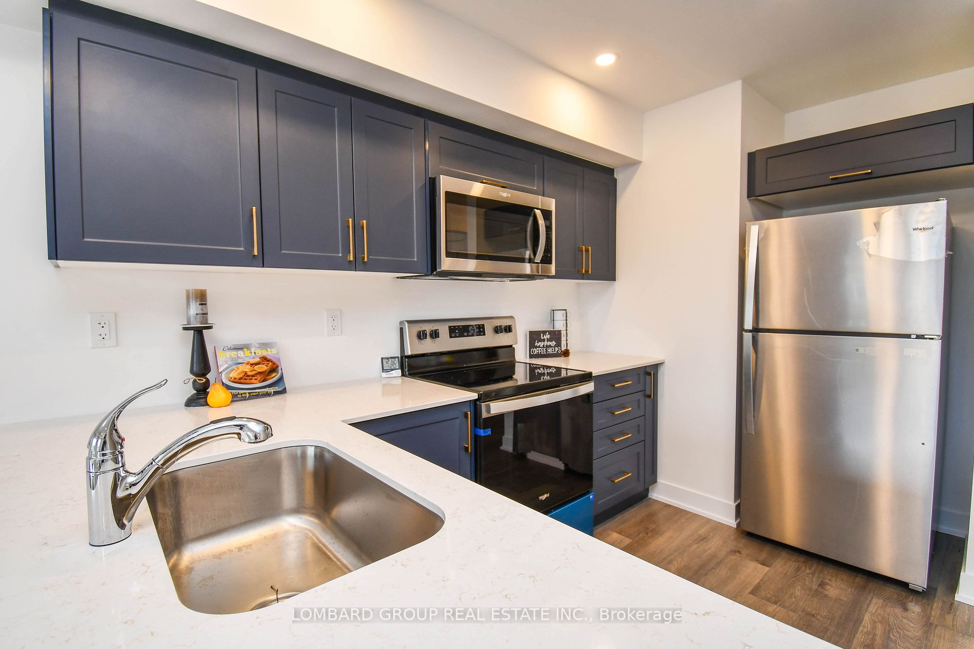 14 Pumpkin Corner Crescent, #Unit #4