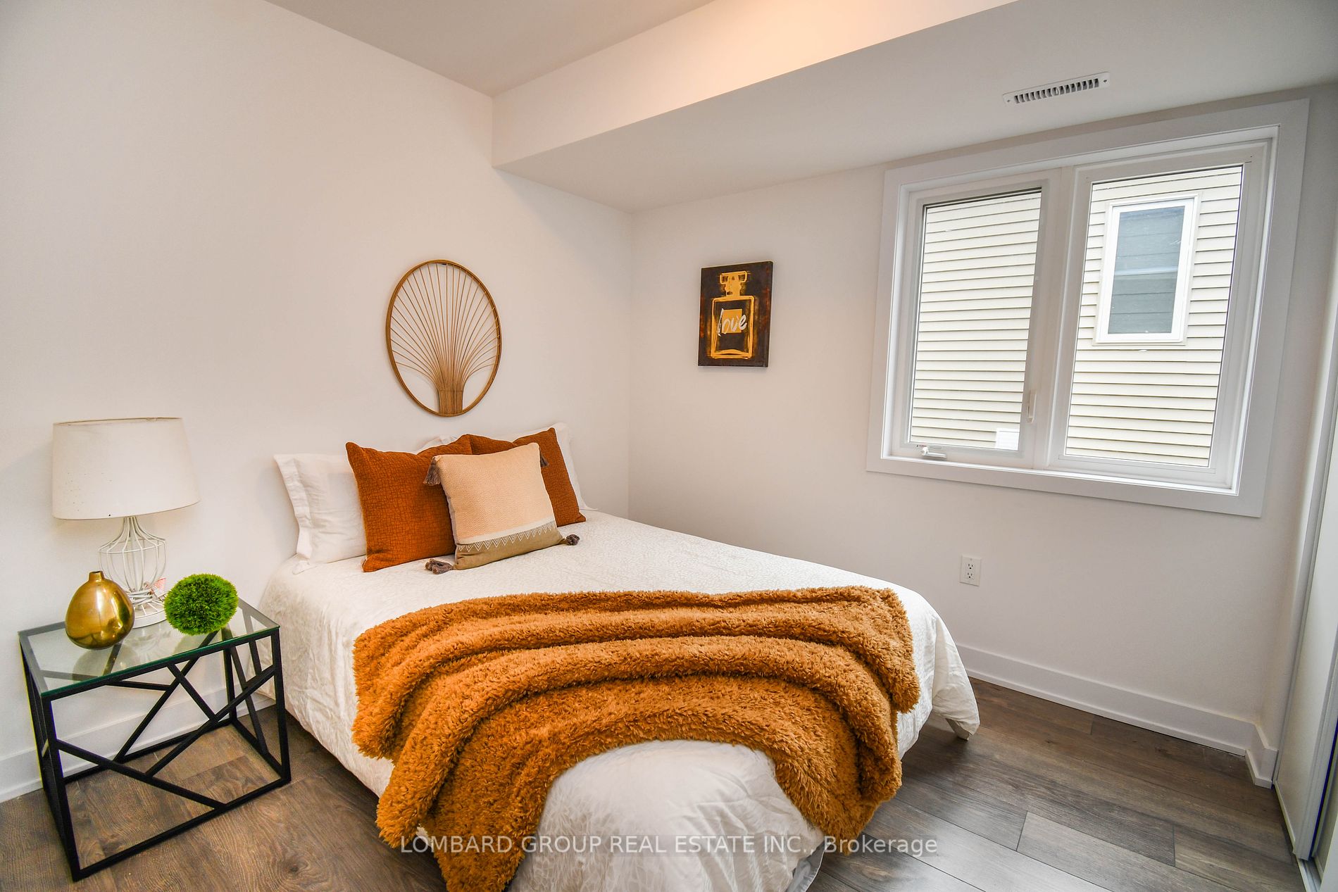 14 Pumpkin Corner Crescent, #Unit #4