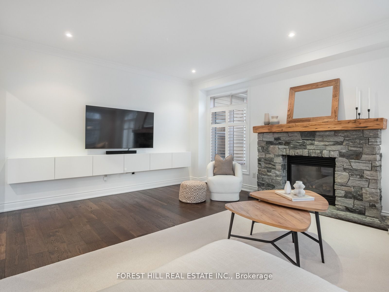 7 Turner Dr
