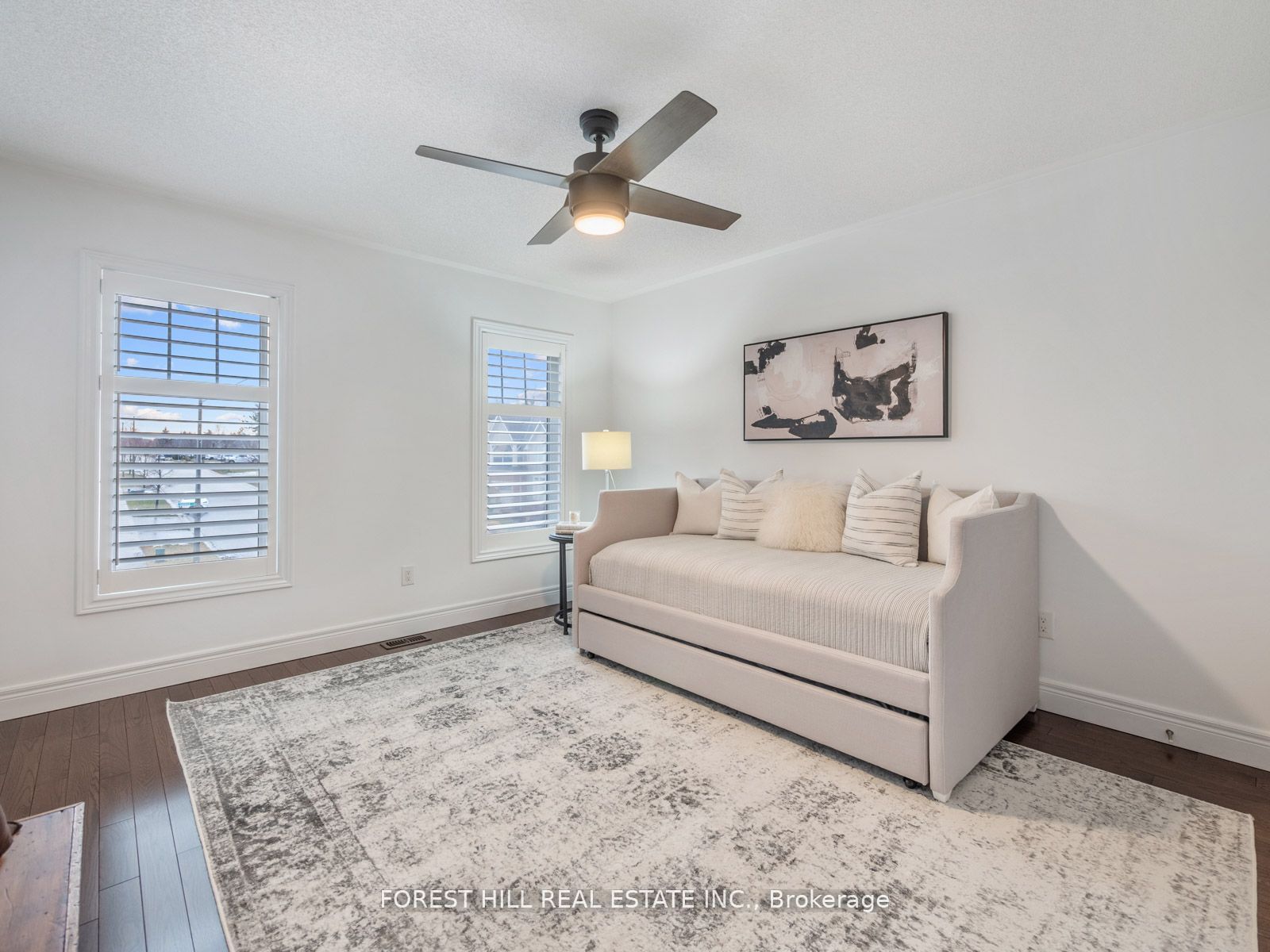 7 Turner Dr