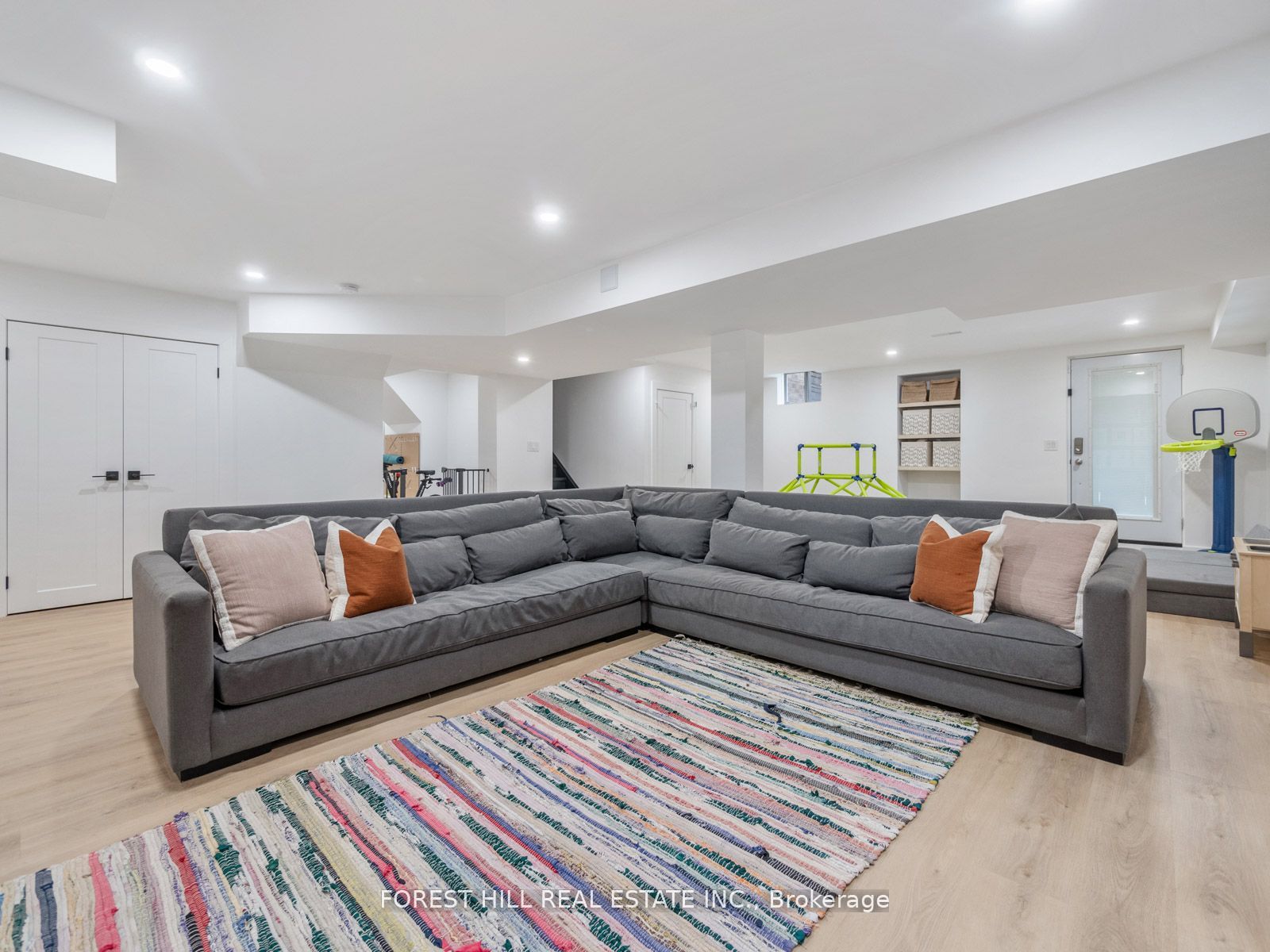 7 Turner Dr