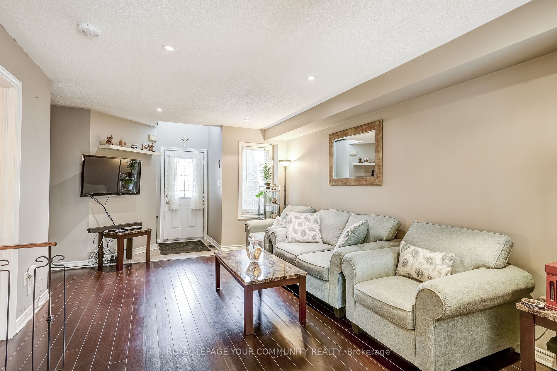 20 Villers St