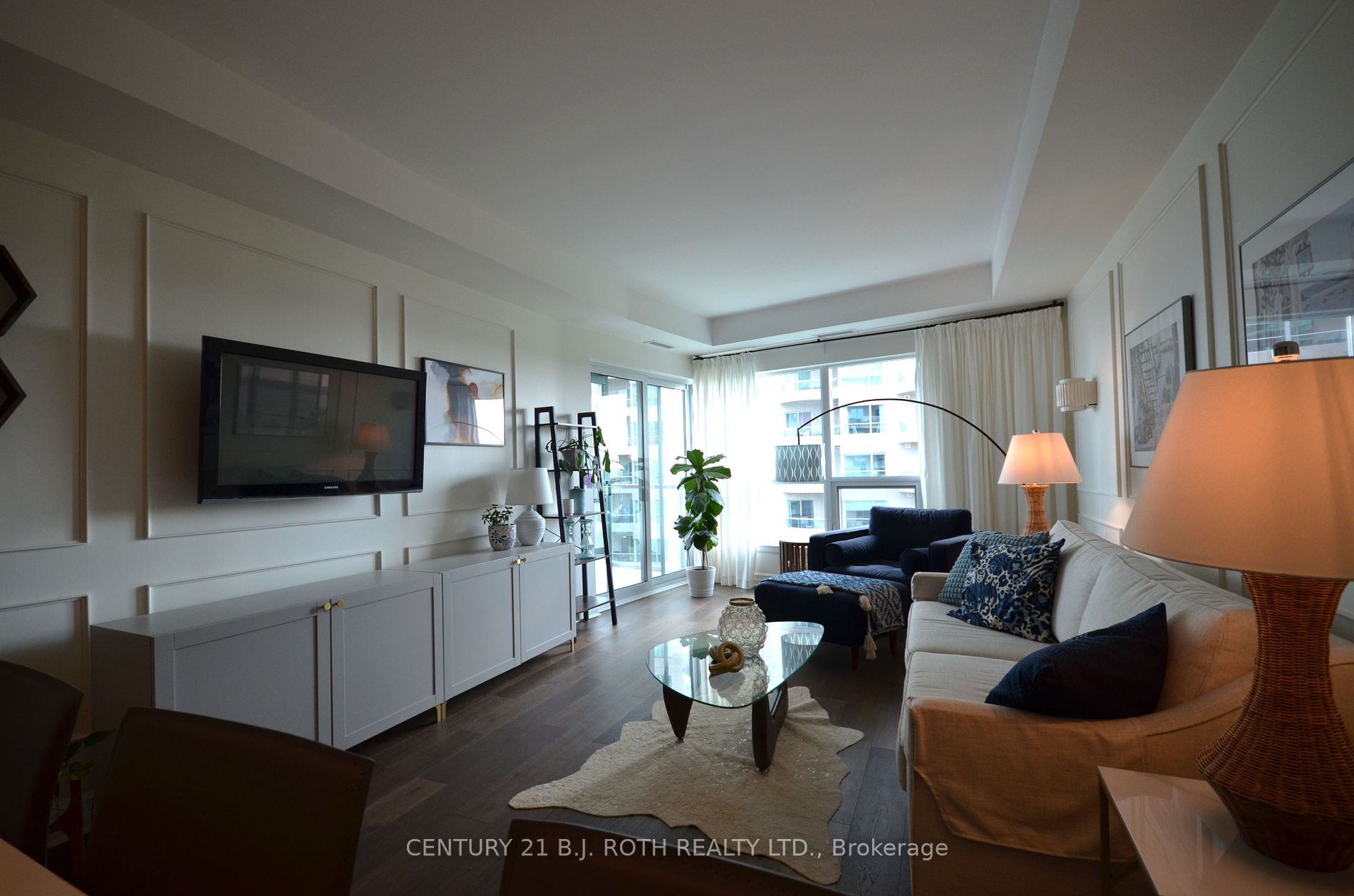 6 Toronto Street, #705