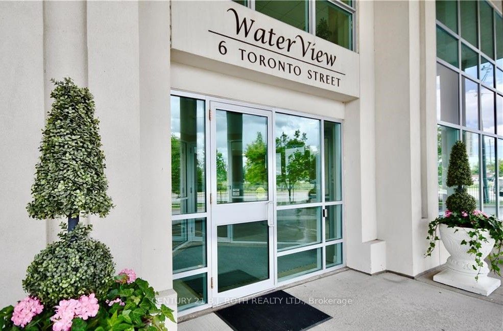 6 Toronto Street, #705