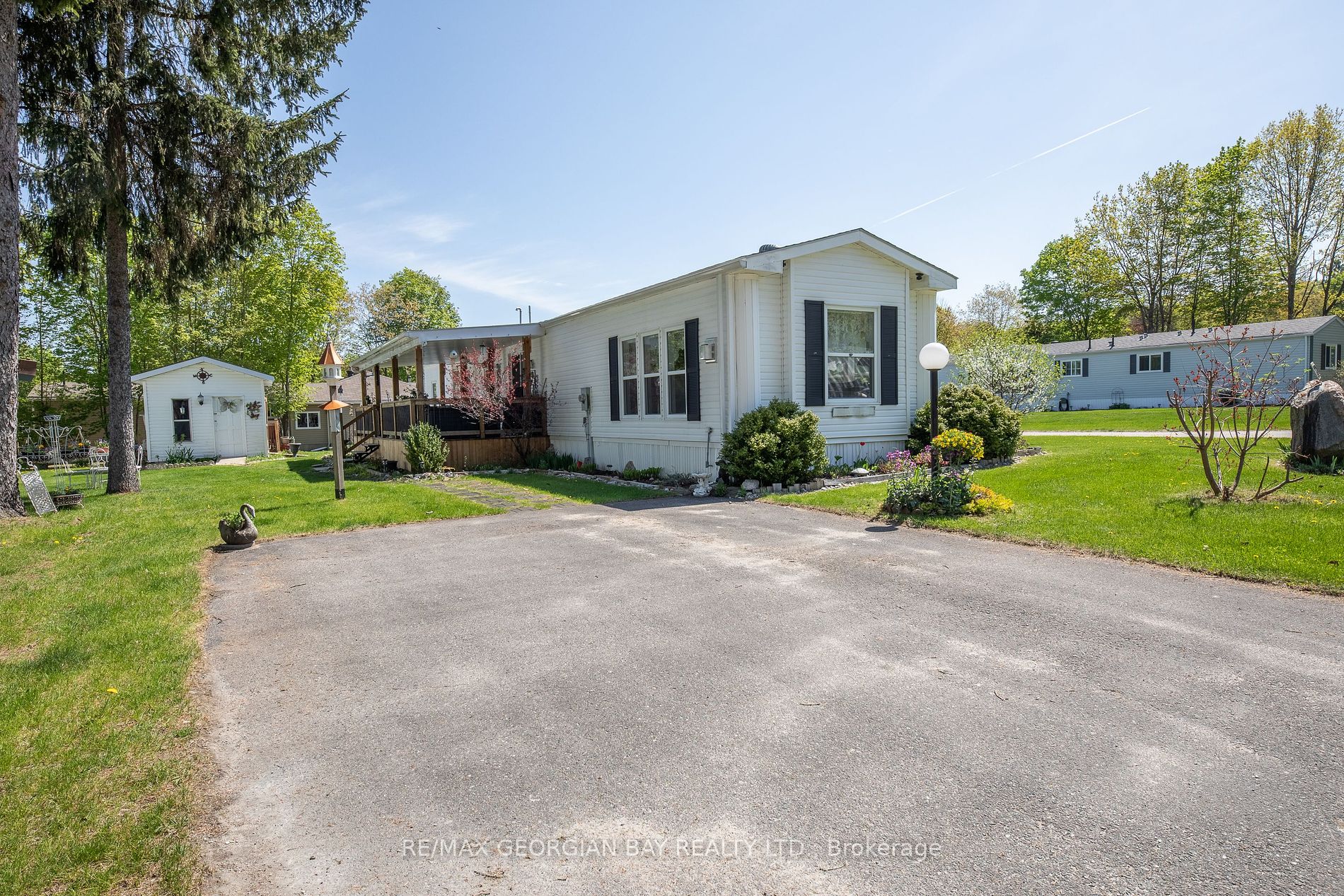 5411 Elliott Side Road #22