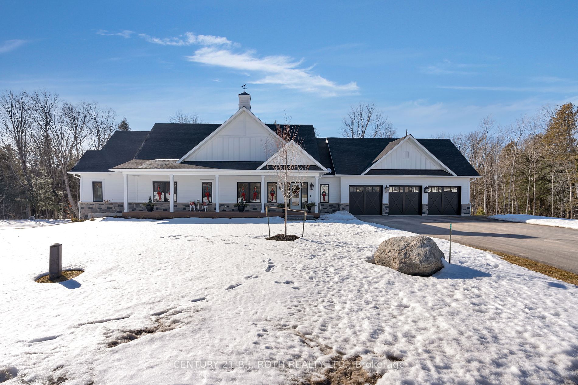 24 Oldenburg Crt