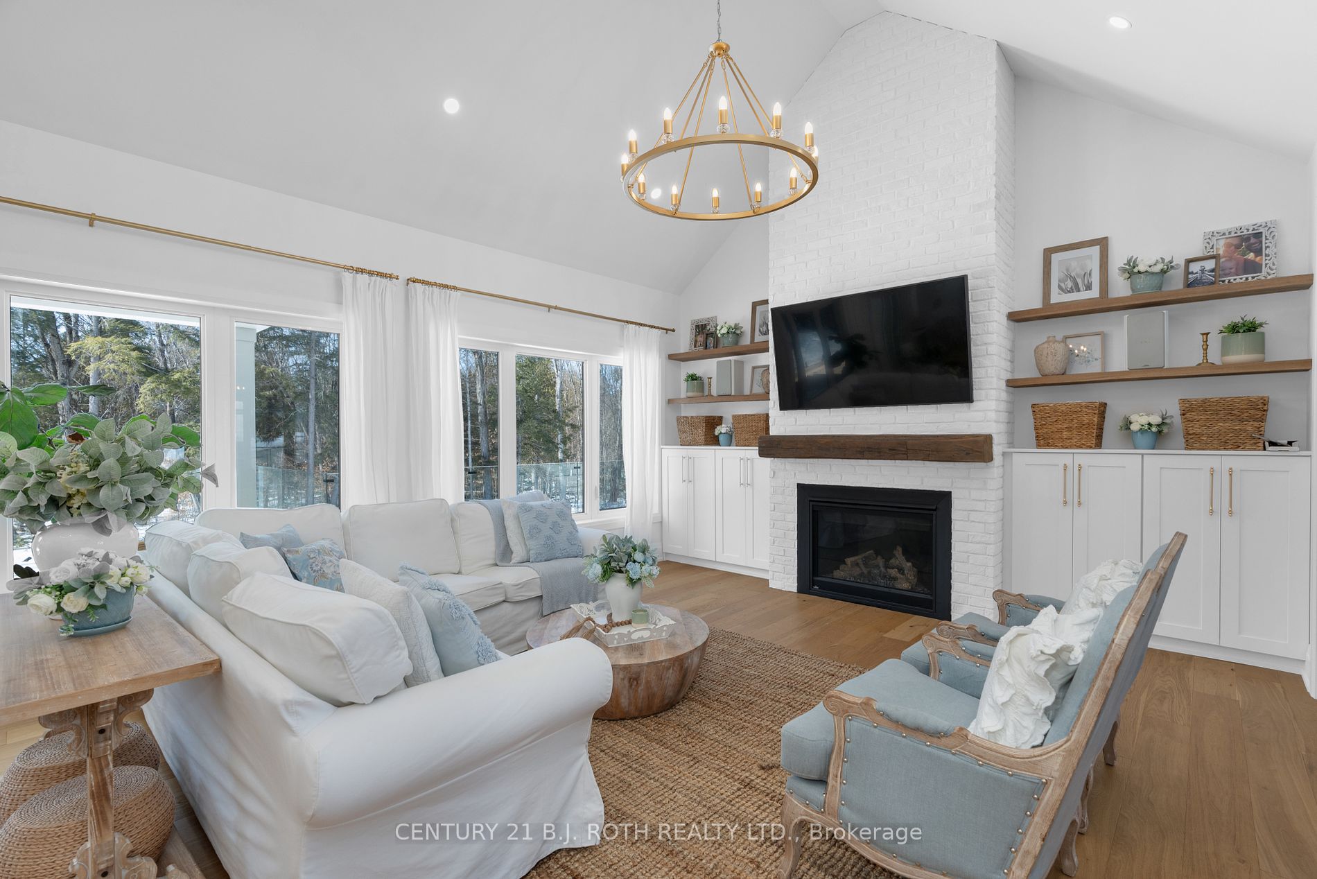 24 Oldenburg Crt