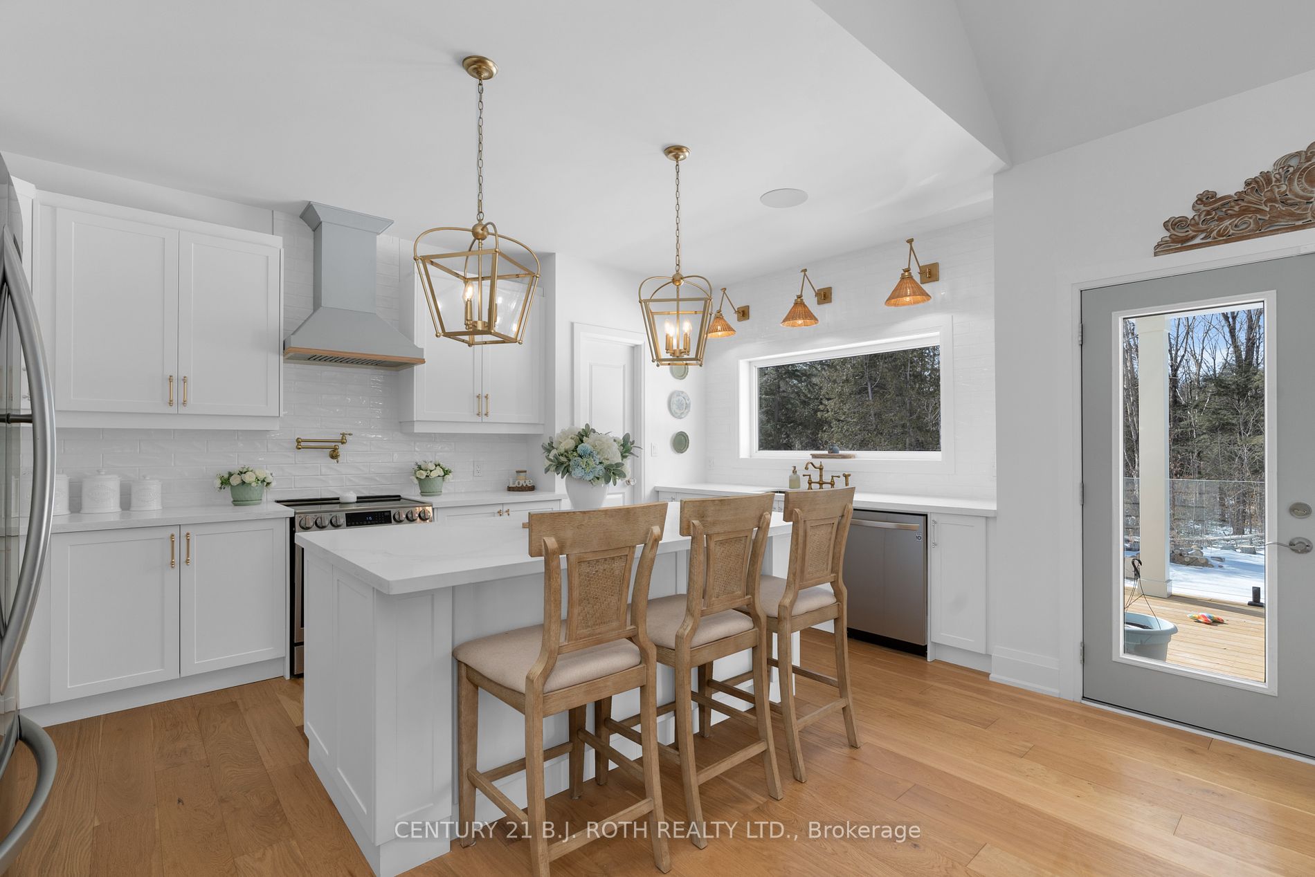 24 Oldenburg Crt