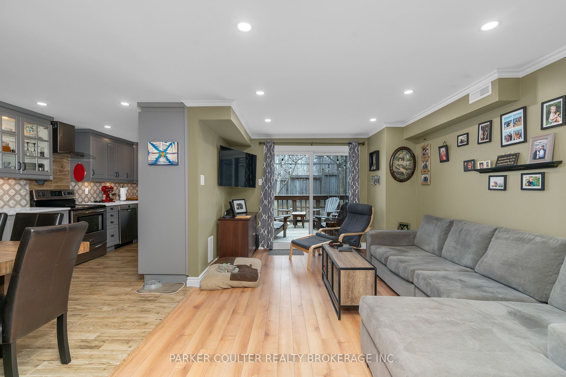 11 Quail Cres, #20