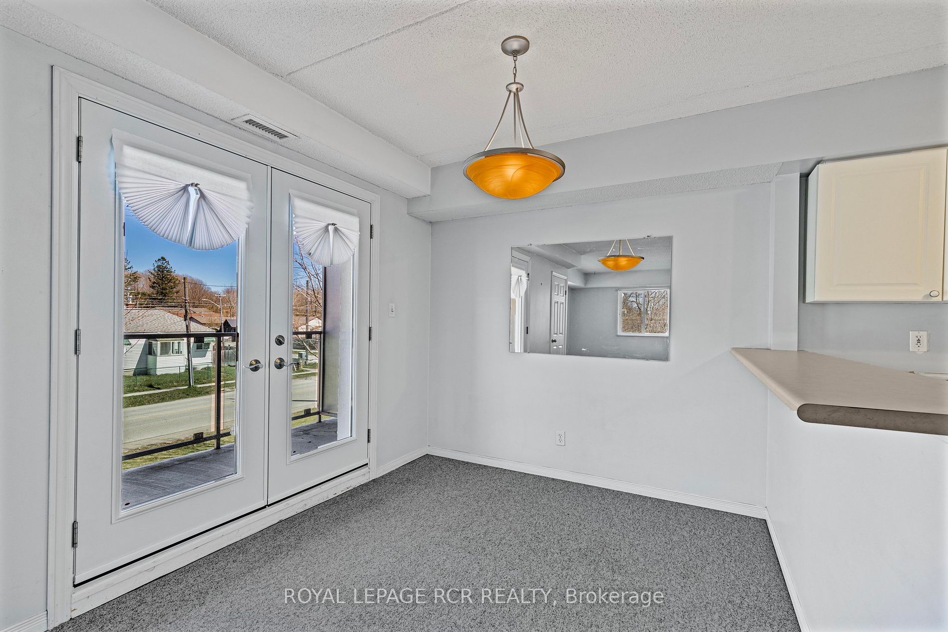 125 Bond St, #201