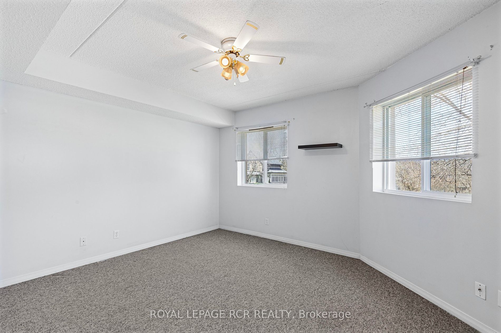 125 Bond St, #201