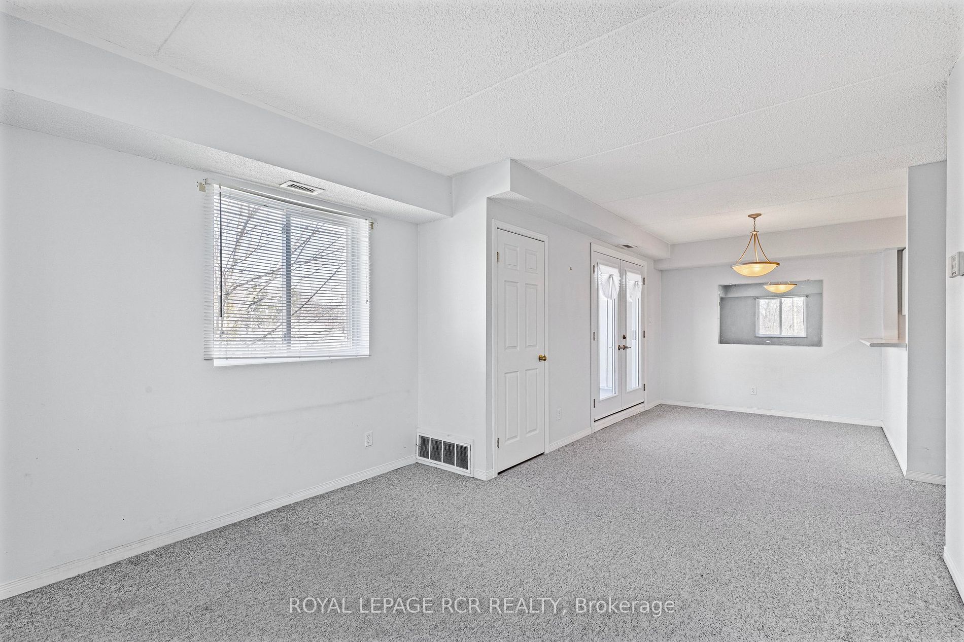 125 Bond St, #201